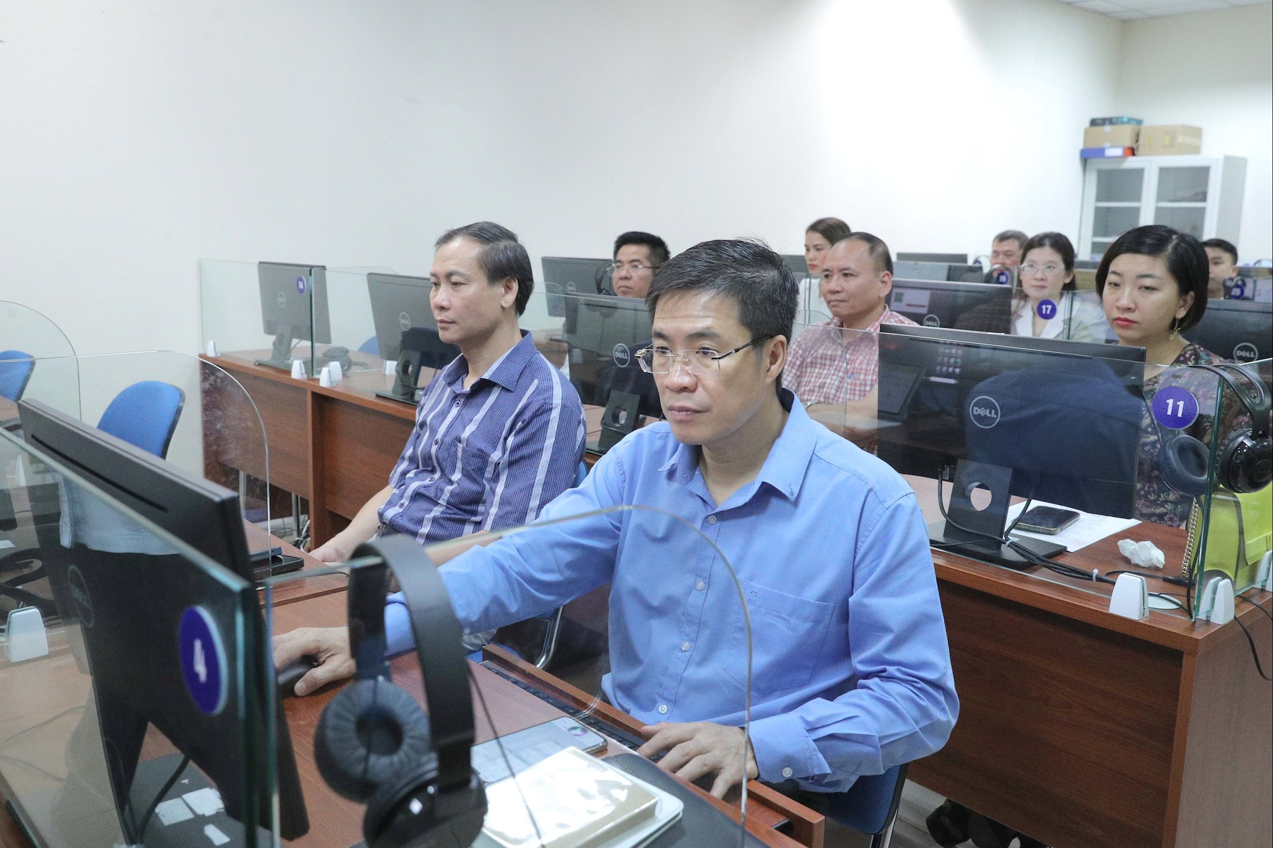 Các đại biểu dự 2
