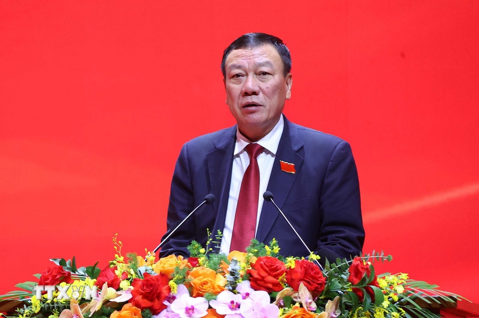 Đồng chí Đoàn Hồng Phong, Ủy viên Trung ương Đảng, Ủy viên Ban Thường vụ, Chủ nhiệm Ủy ban Kiểm tra Đảng ủy Chính phủ, Bí thư Đảng uỷ, Tổng Thanh tra Chính phủ trình bày tham luận tại Đại hội. (Ảnh: Văn Điệp/TTXVN)