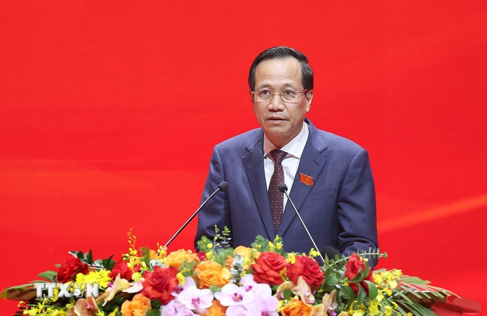 Đồng chí Đào Ngọc Dung, Ủy viên Trung ương Đảng, Ủy viên BCH Đảng bộ Chính phủ, Bí thư Đảng uỷ, Bộ trưởng Bộ Dân tộc và Tôn giáo trình bày tham luận. (Ảnh: Dương Giang/TTXVN)