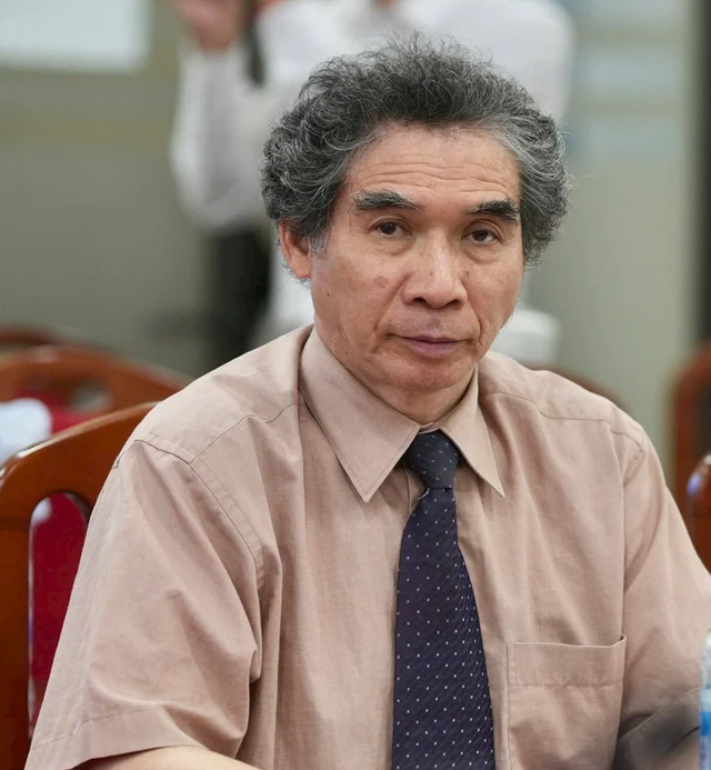 ایسوسی ایٹ پروفیسر، ڈاکٹر Nguyen Thuong Lang