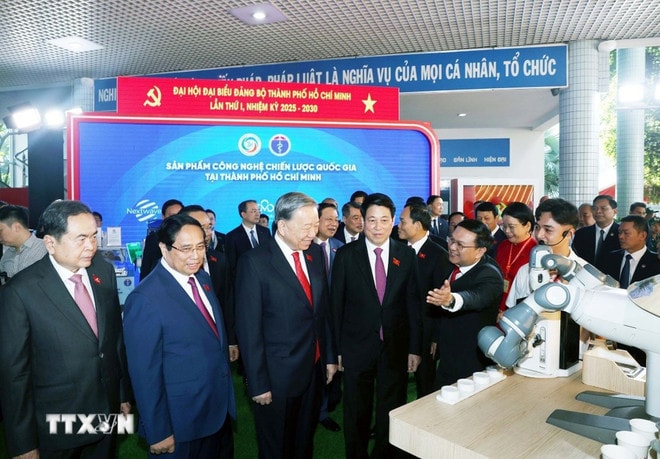 tong-bi-thu-to-lam-du-dai-hoi-dai-bieu-dang-bo-thanh-pho-ho-chi-minh-14-5.jpg