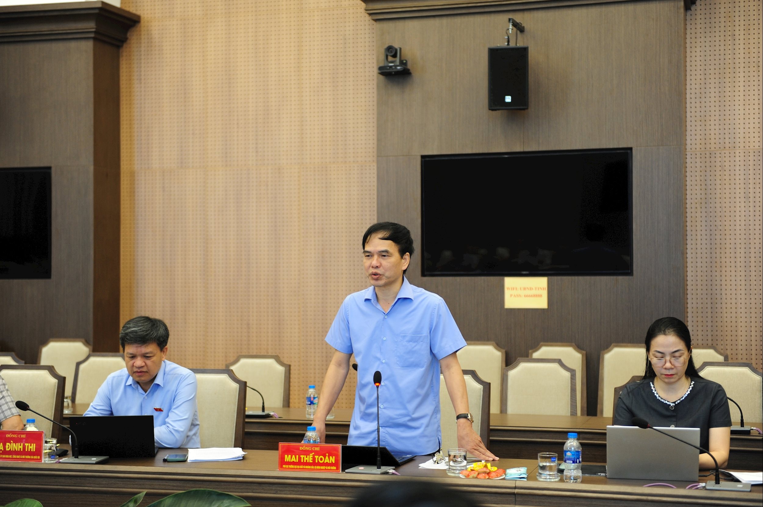 hó Cục trưởng Cục Địa chất và khoáng sản, Bộ nông nghiệp và môi trường Mai Thế Toản - ảnhh: Thanh Chi