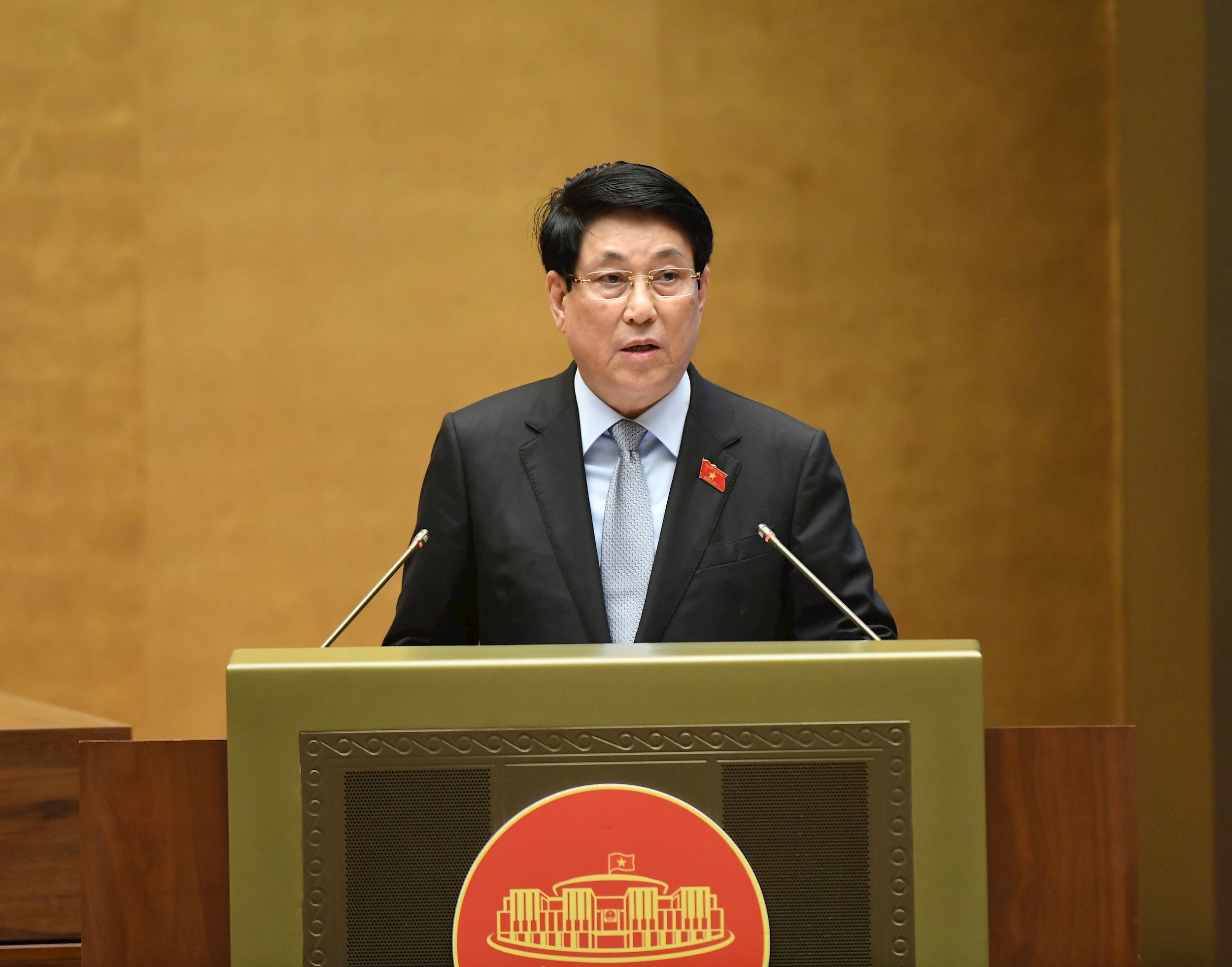 Chủ tịch nước Lương Cường trình bày Báo cáo tổng kết công tác nhiệm kỳ 2021-2026 của Chủ tịch nước