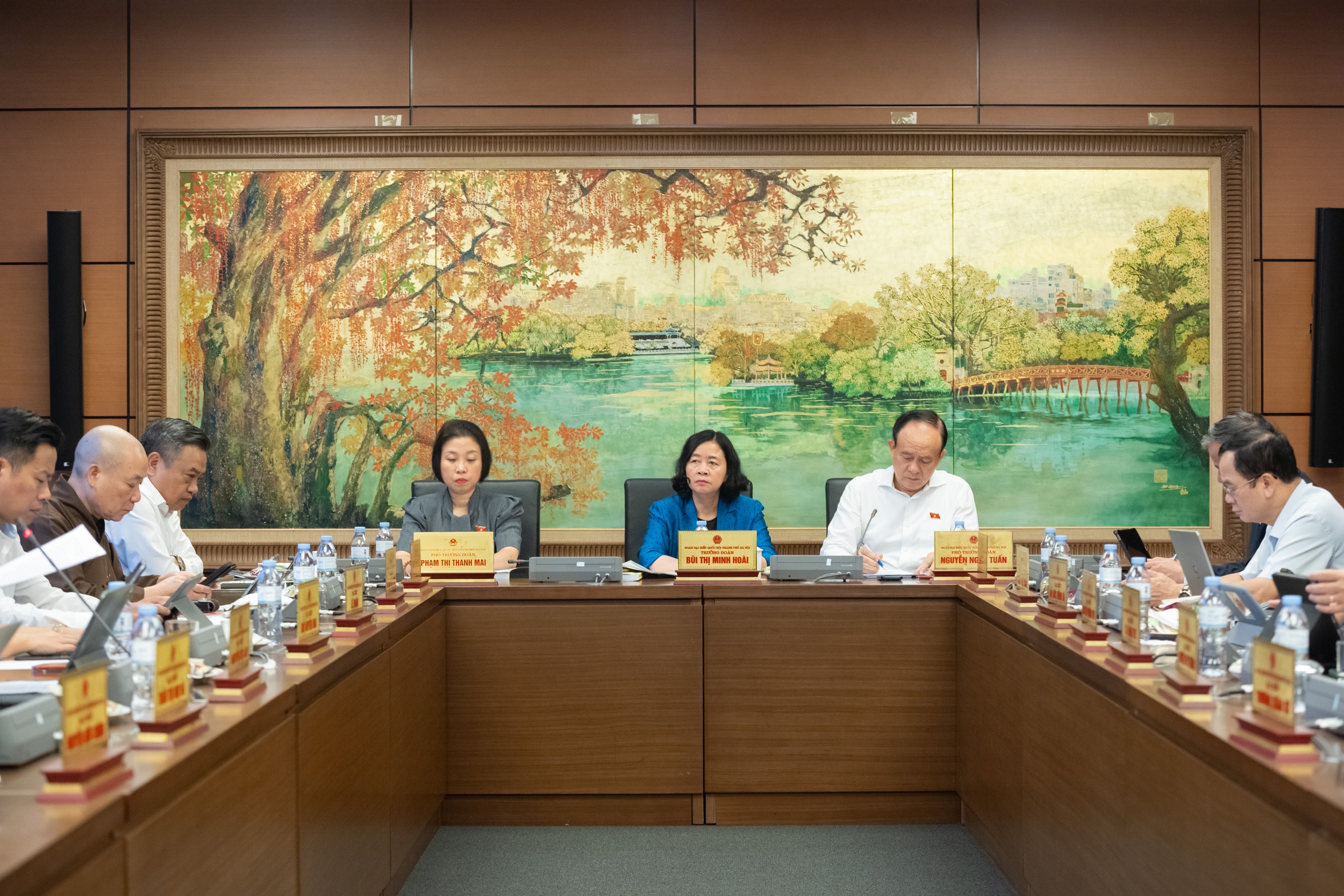 20251021-T1-1 - Trưởng đoàn ĐBQH Bùi Thị Minh Hoài - TP. Hà Nội