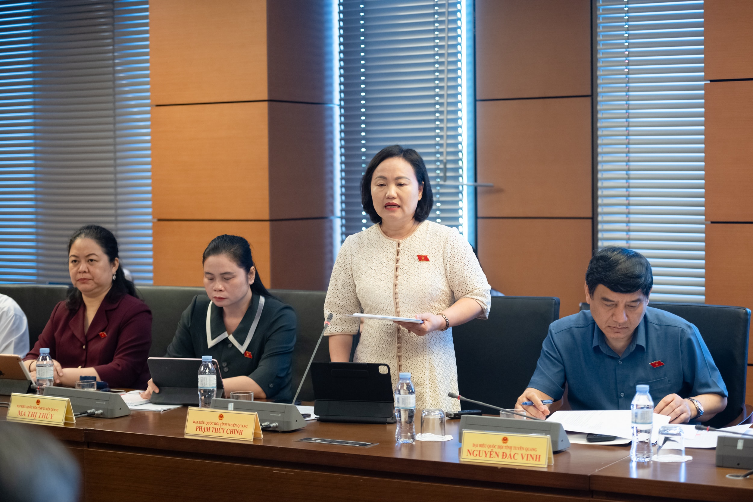 20251021-T16-14 - Delegasi Majelis Nasional Pham Thuy Chinh - Tuyen Quang