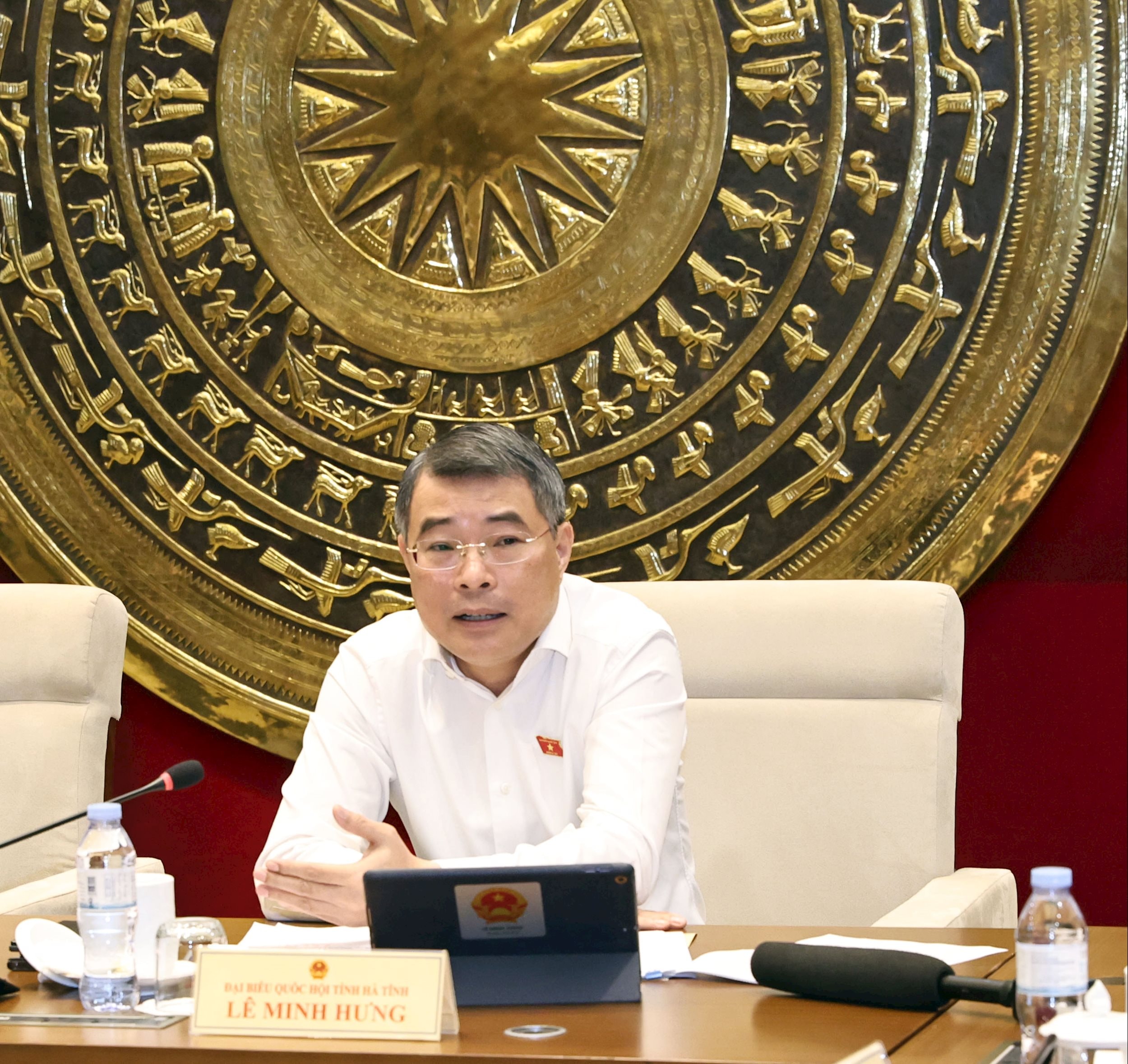 Bí thư Trung ương Đảng, Trưởng Ban Tổ chức Trung ương Lê Minh Hưng tham dự họp Tổ 14