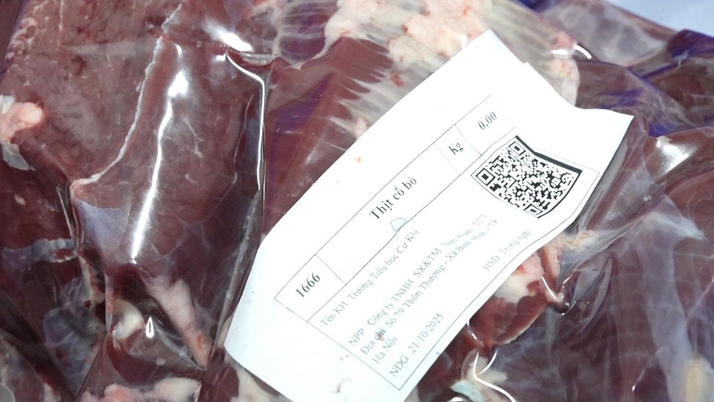 Thịt bò có nhãn mác đầy đủ nsx, cơ sở sản xuất