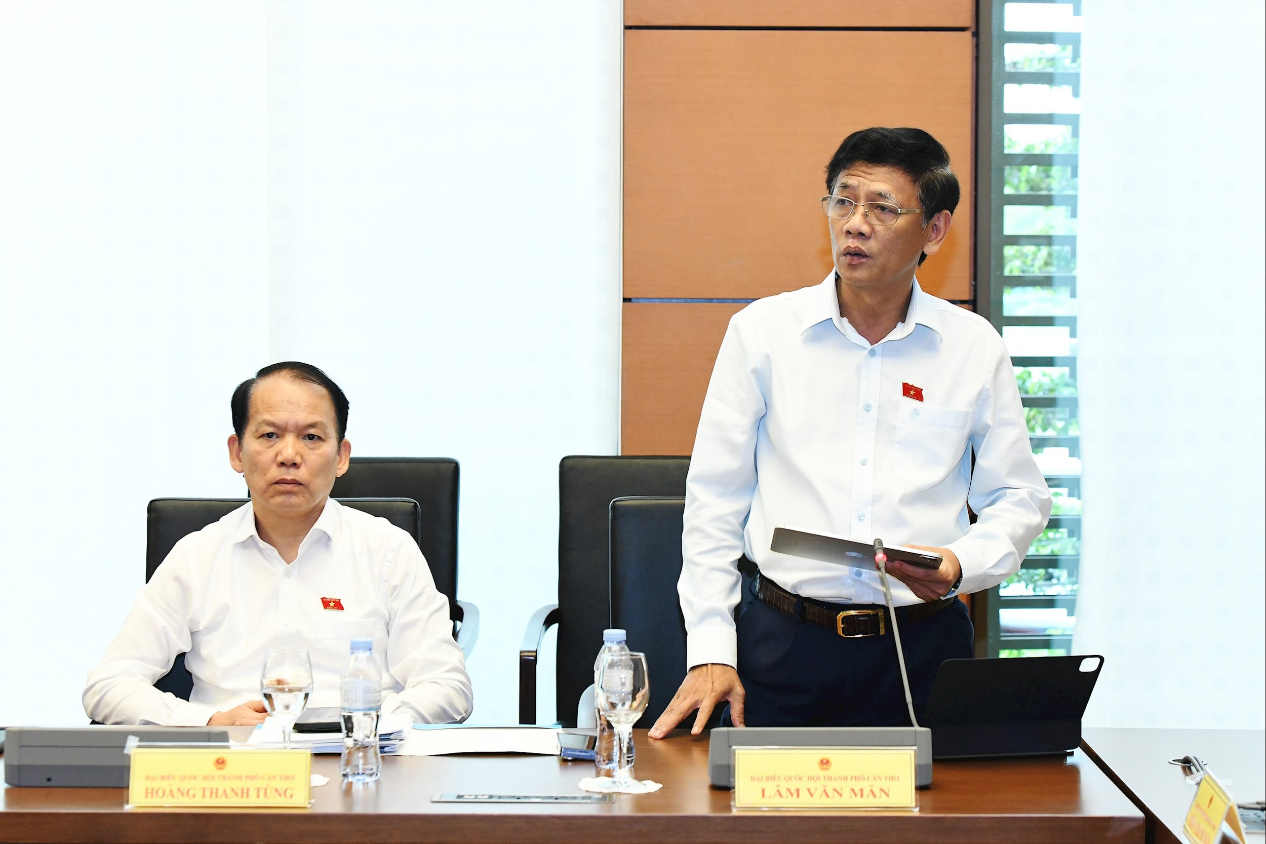 to11-chieu2.jpg