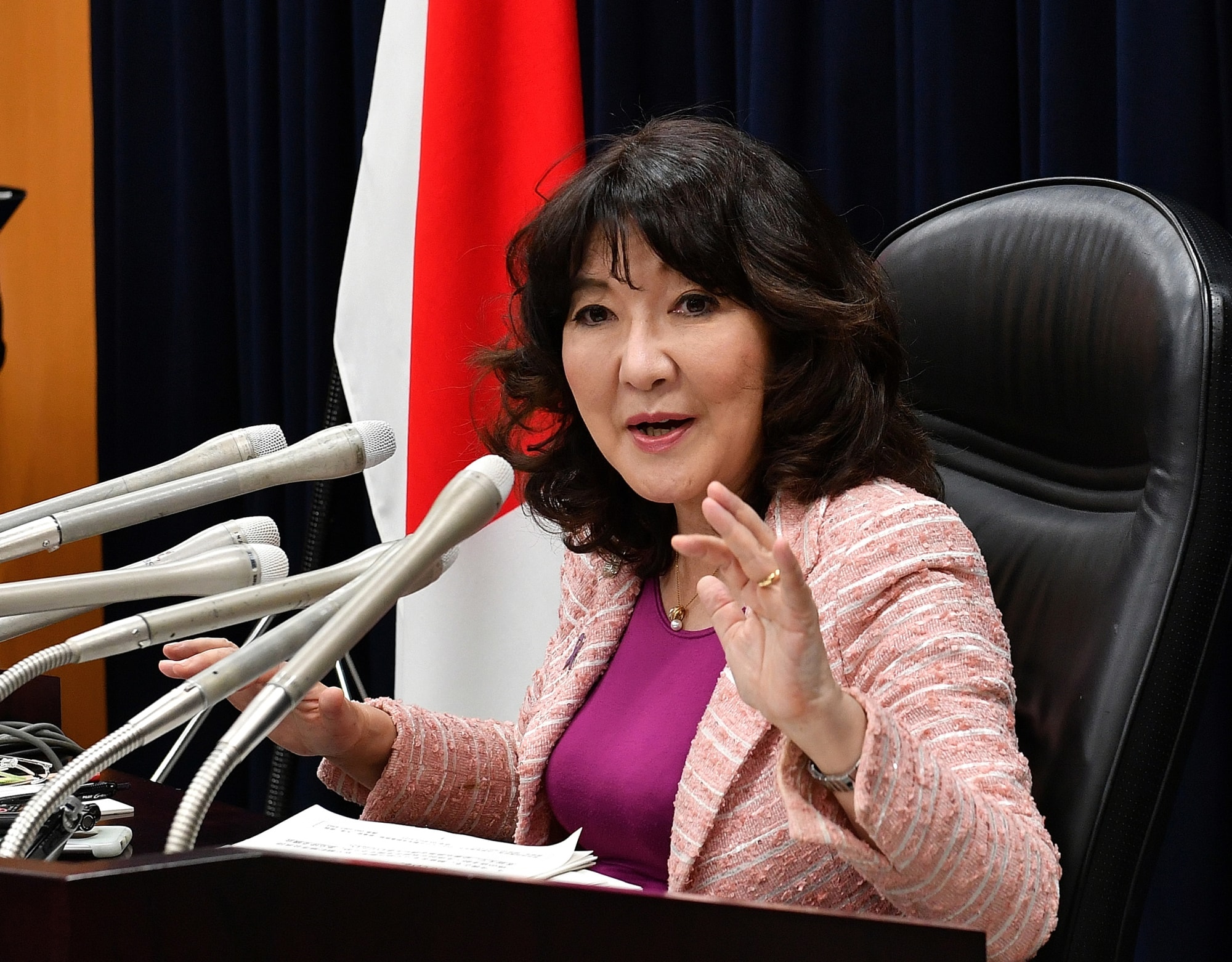 Nhật Bản sắp có nữ Thủ tướng và nữ Bộ trưởng Tài chính đầu tiên