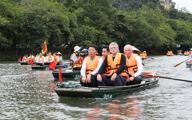 hungarian-na-speaker-official-visit-to-vietnam-2025-kover-laszlo-ninh-binh-vna.jpg