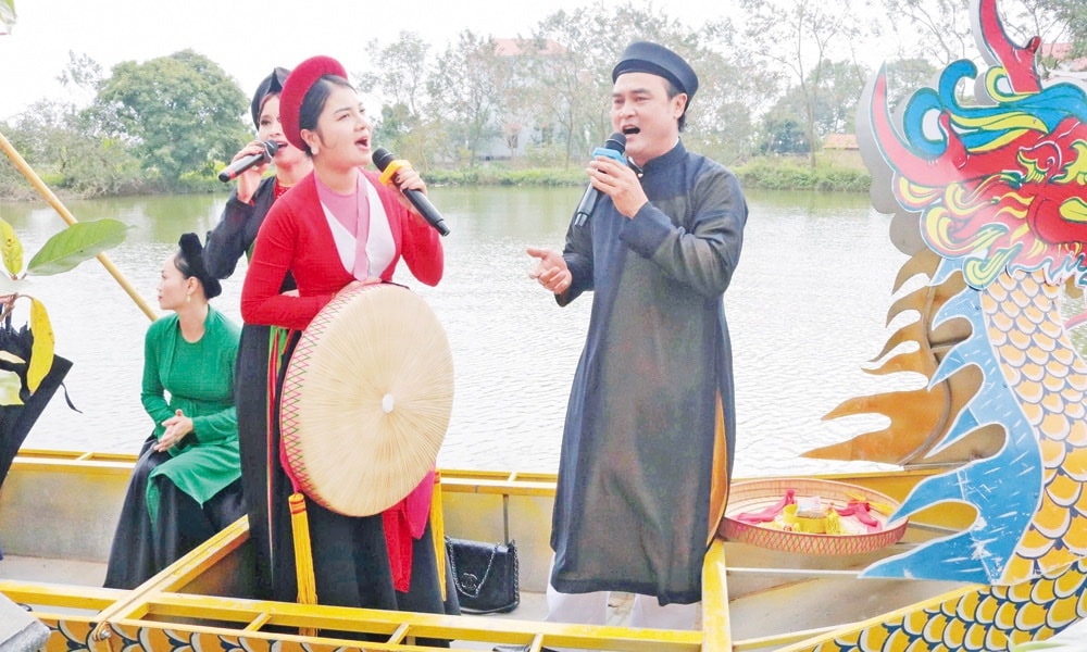 Biểu diễn quan họ đầu xuân