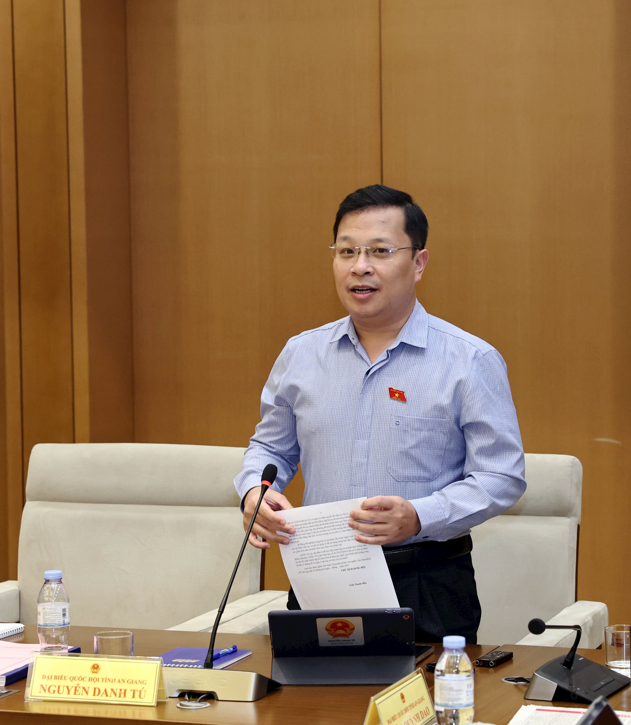 ĐBQH Nguyễn Danh Tú (An Giang) phát biểu