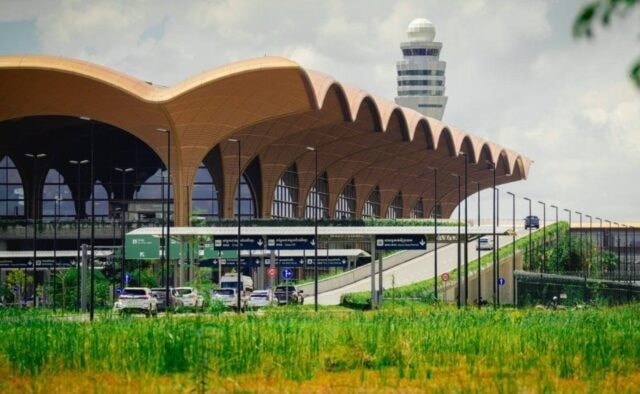 The world-class Level-4F Techo International Airport (Photo: AKP/VNA)