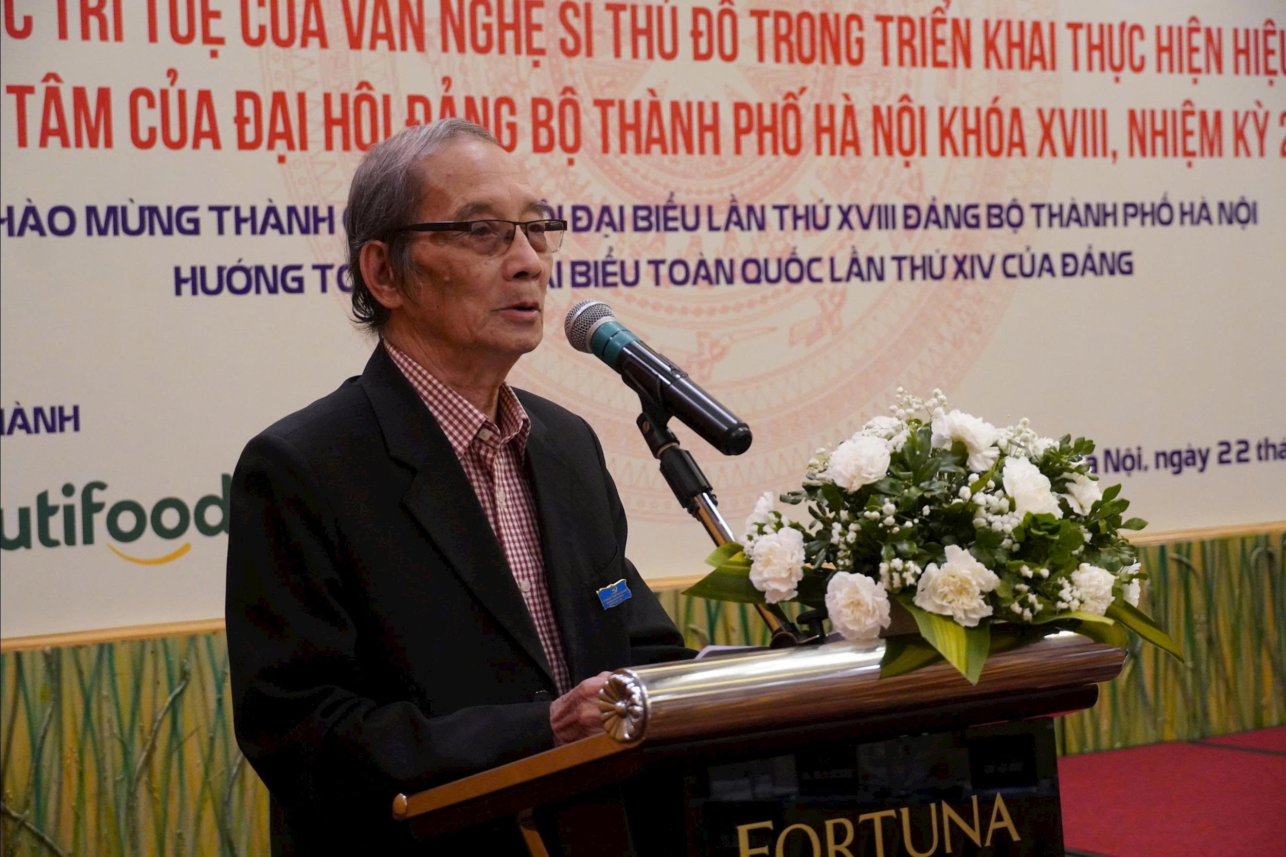 Nhà thơ Bằng Việt