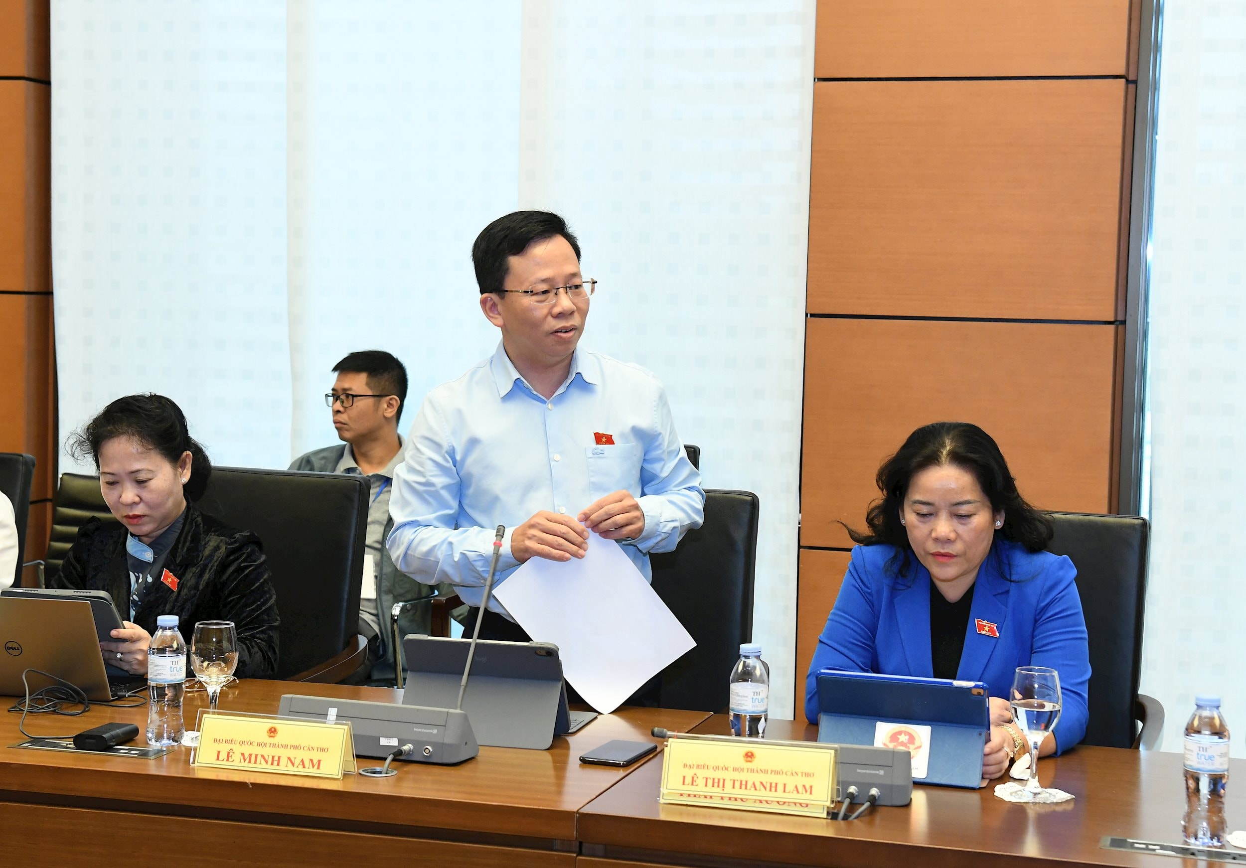 ĐB Lê Minh Nam, Đoàn ĐBQH Thành phố Cần Thơ phát biểu