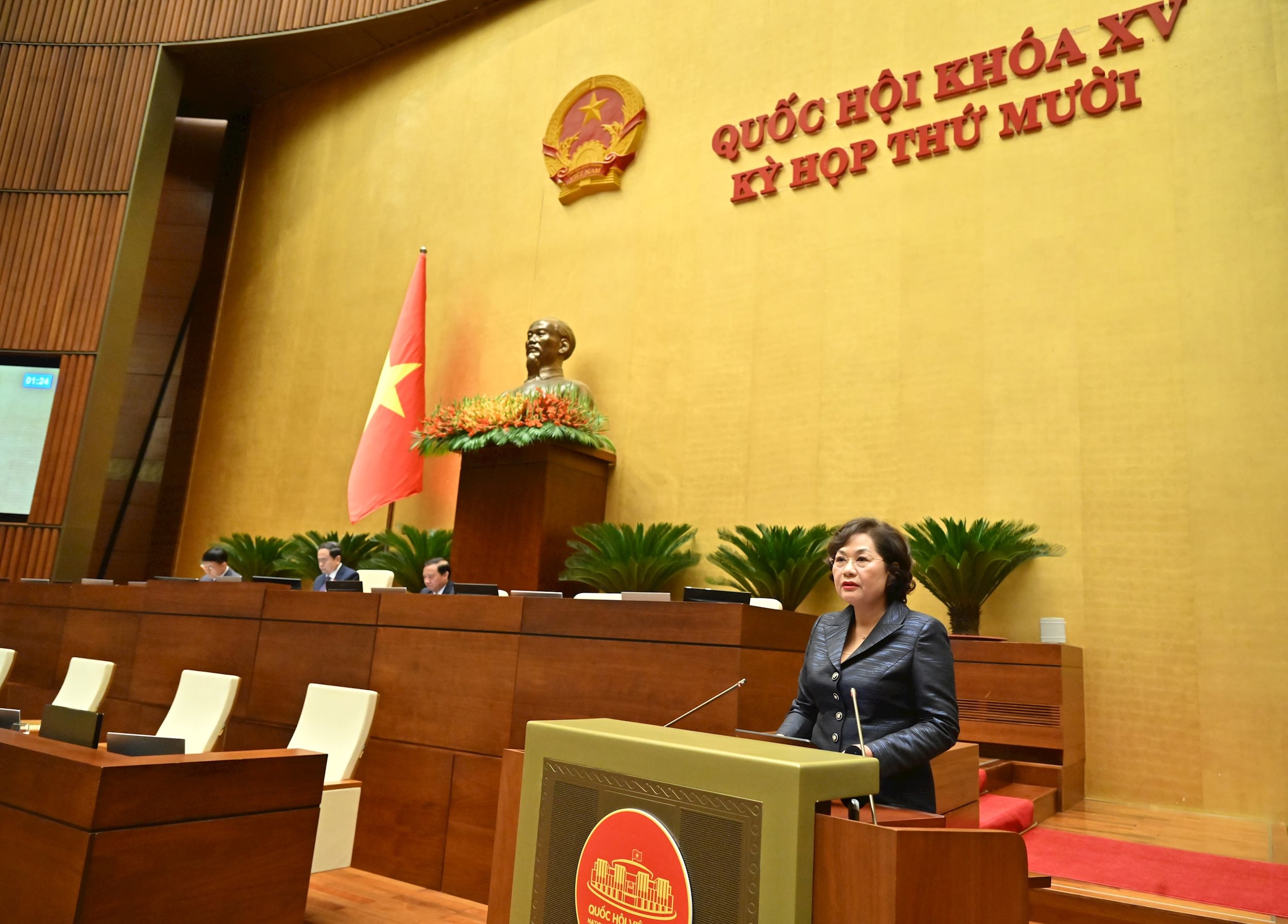 Thống đốc Ngân hàng Nhà nước Nguyễn Thị HồngVQK_1815