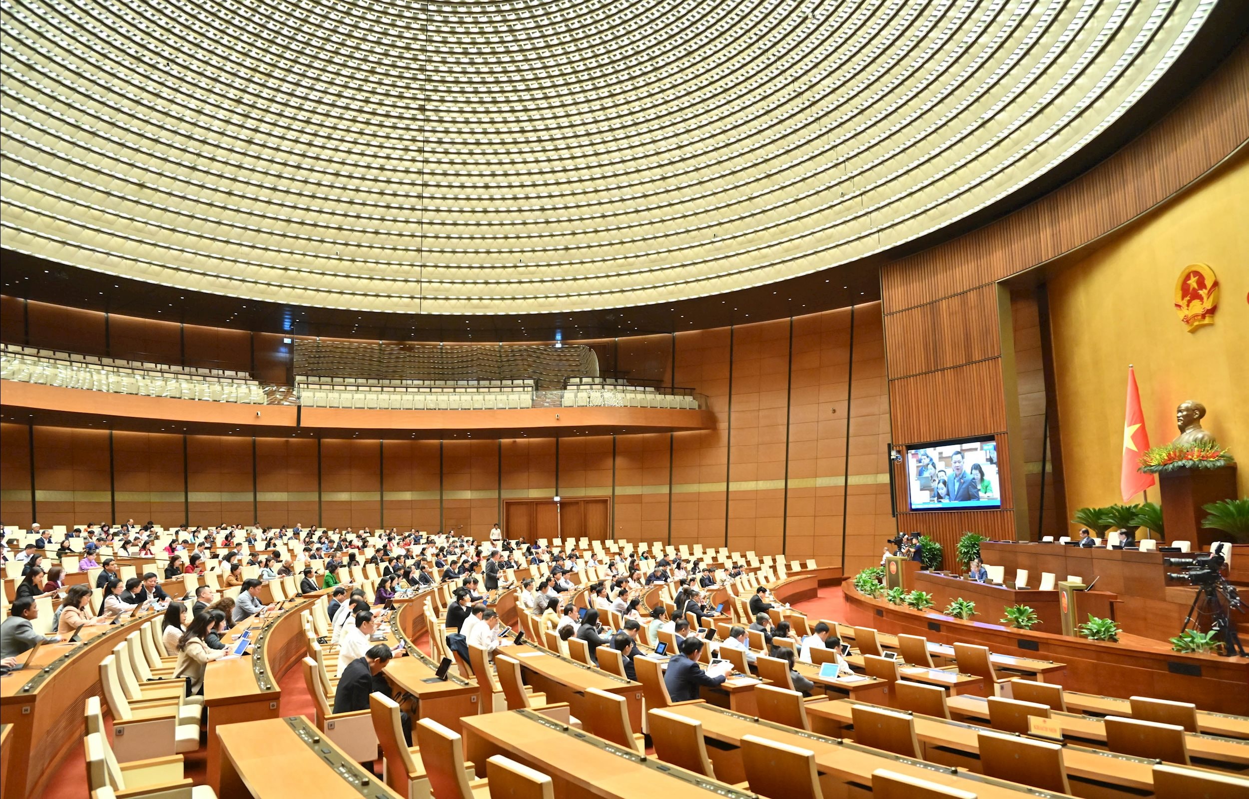 Toàn cảnh phiên họpVQK_2556