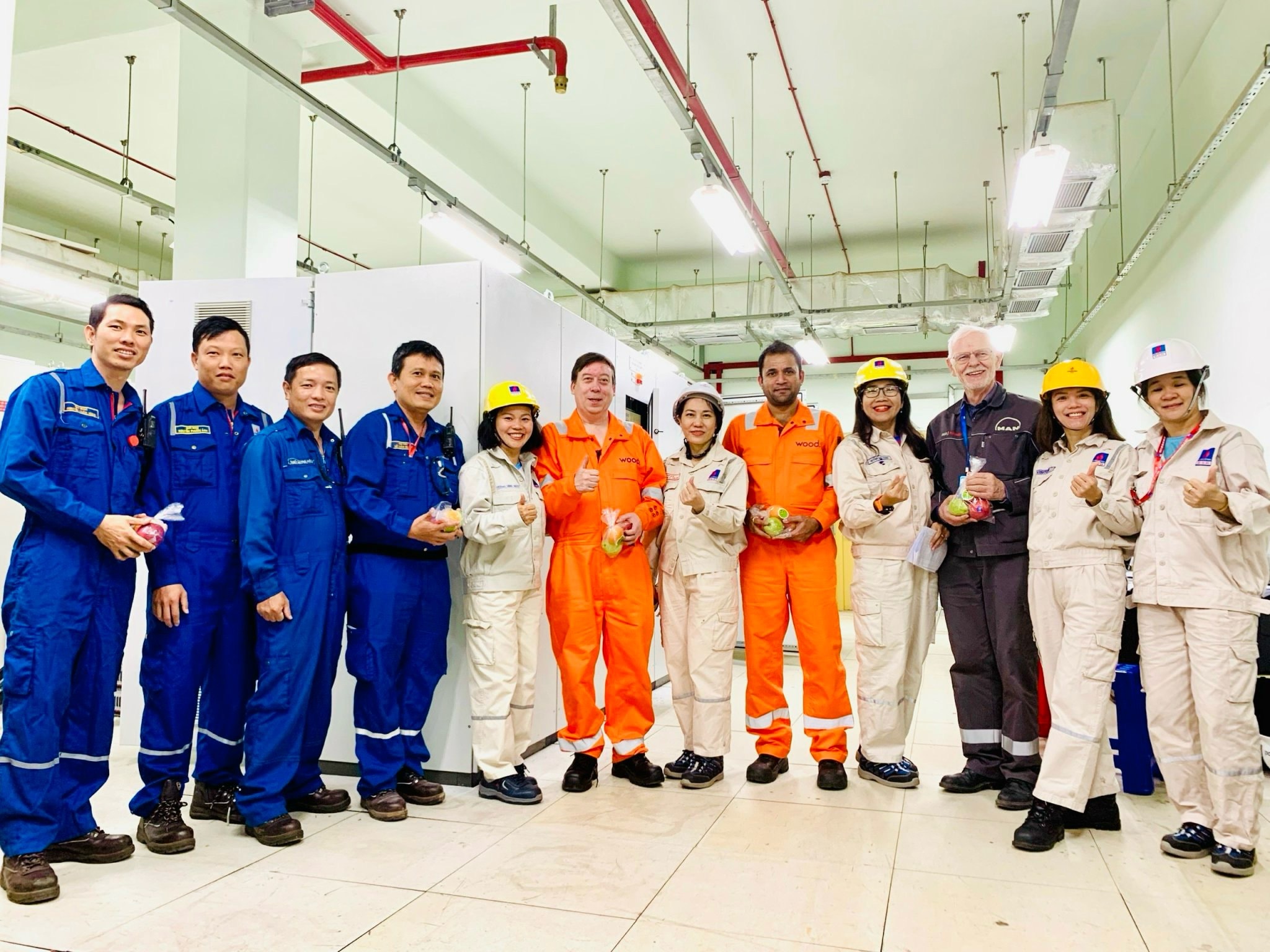 3. Công đoàn BSR tặng trái cây, nước uống cho đối tác, nhà thầu thực hiện BDTT NMLD Dung Quất lần 5 năm 2024