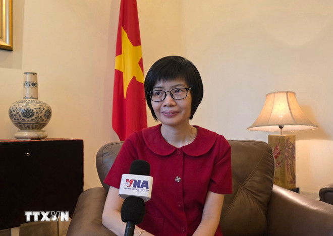 Đại sứ Tôn Thị Ngọc Hương, Trưởng Phái đoàn Đại diện Link QQ88c Việt Nam tại ASEAN, trả lời phỏng vấn phóng viên TTXVN. (Ảnh: Minh Thái/TTXVN) ttxvn-dai-su-ngoc-huong.jpg