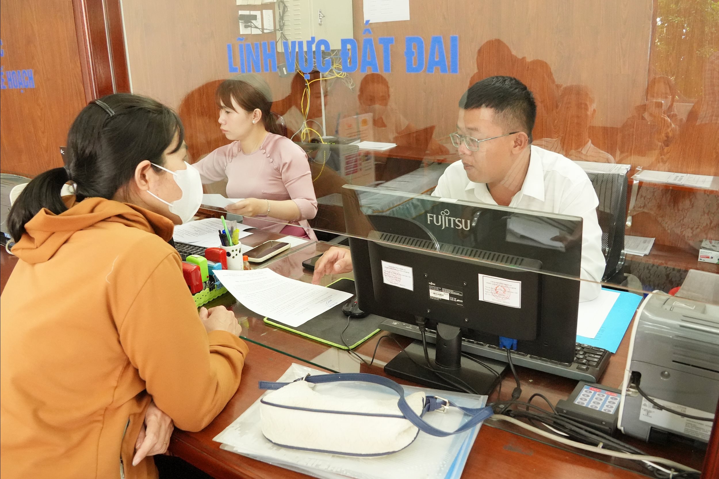إجراءات العقارات hcmc - 1