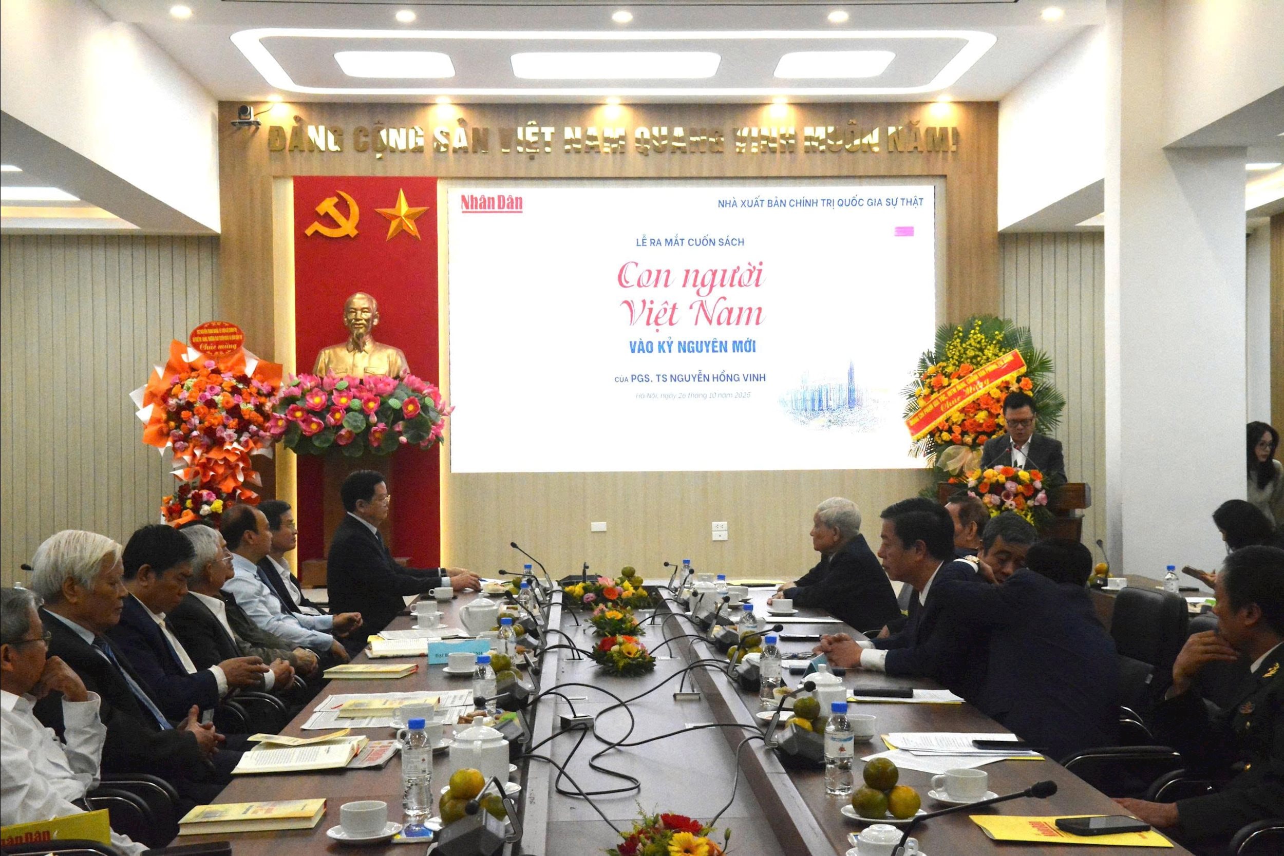 Toàn cảnh Lễ ra mắt sách