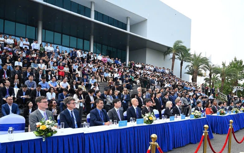 Các đại biểu đại diện các tổ chức quốc tế