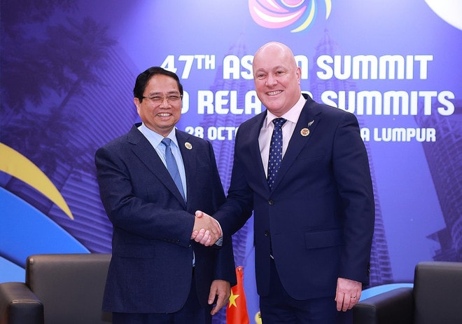 pm-pham-minh-chinh-and-new-zealand-pm-luxon.jpg