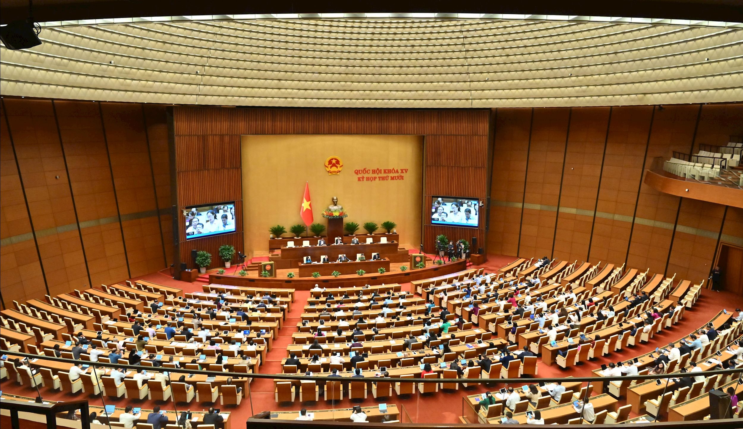 Toàn cảnh phiên họp Quốc hộiVQK_2733