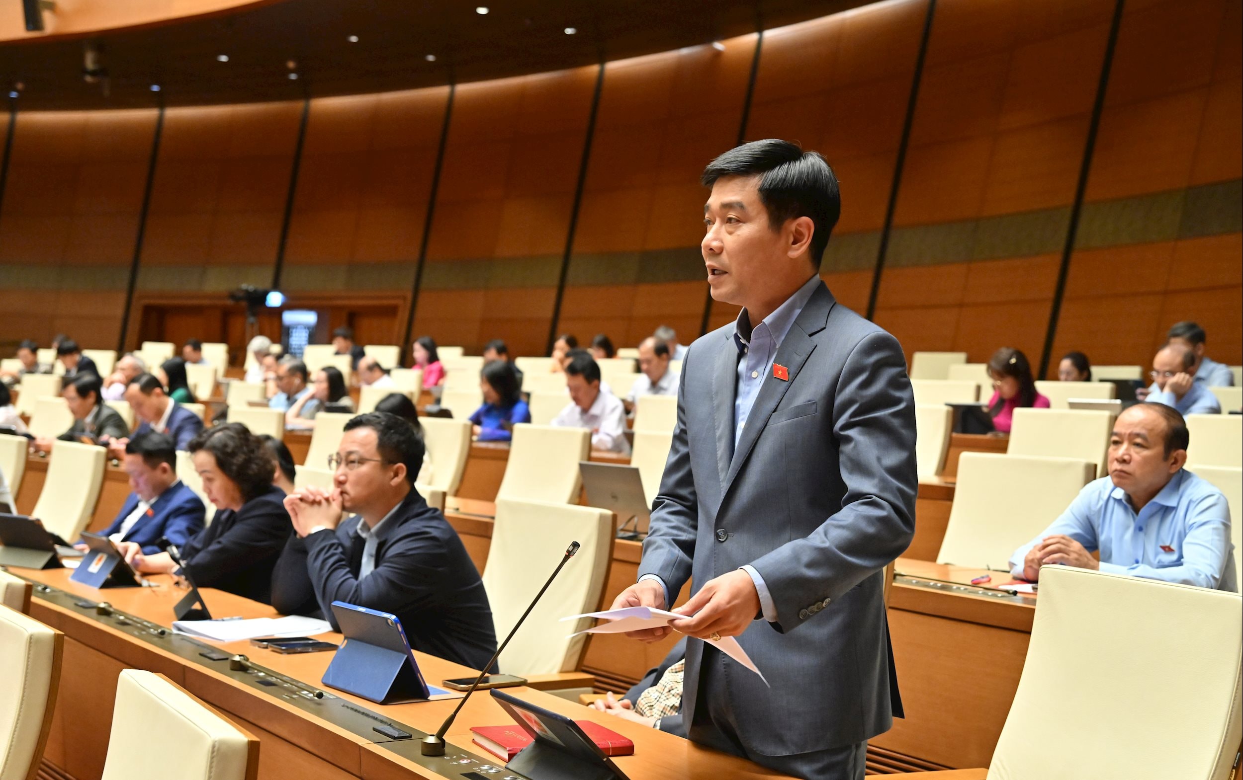 ĐBQH Lê Thanh Hoàn (Thanh Hóa)VQK_3491