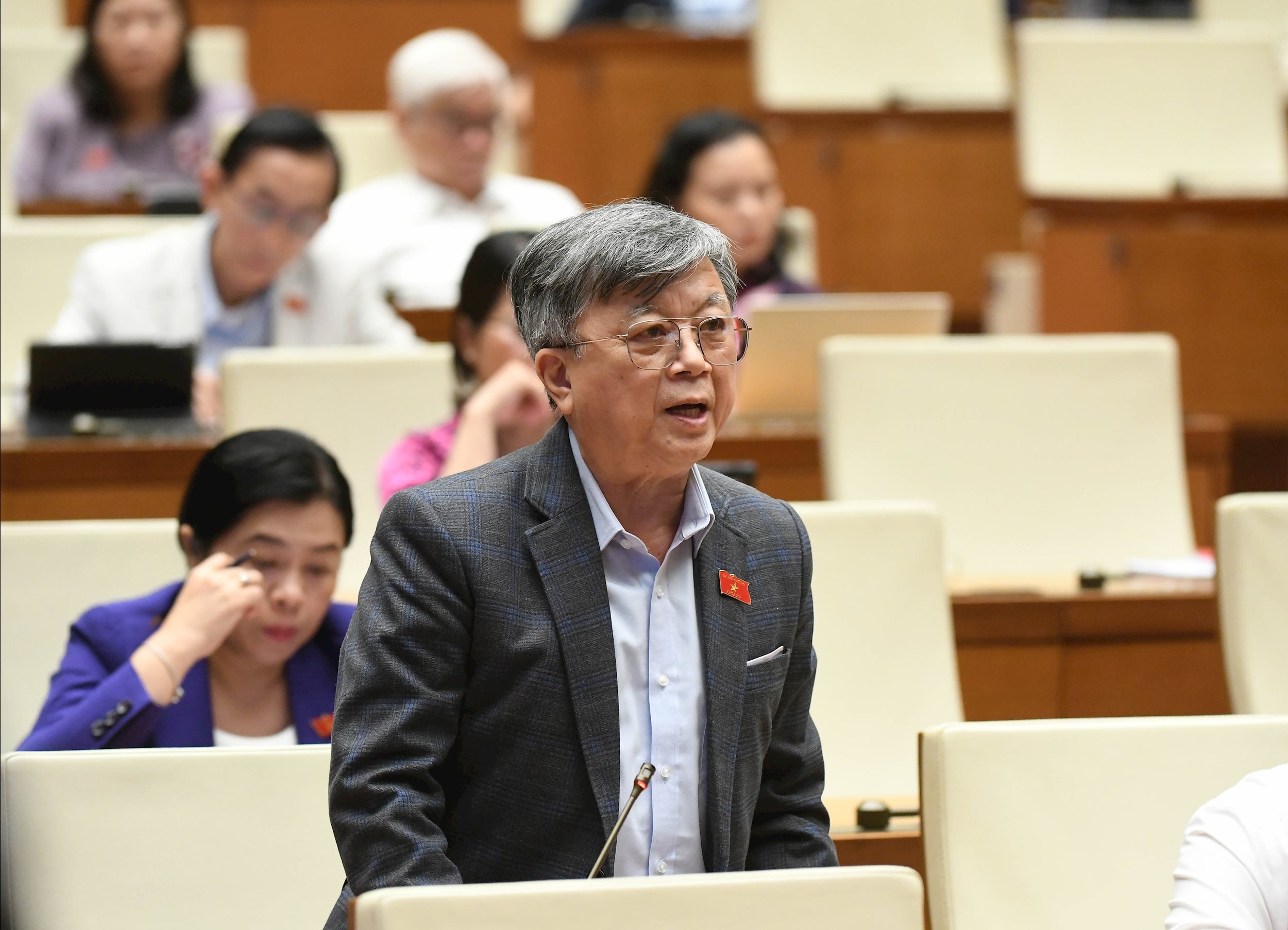 Trương Trọng Nghĩa - TP HCM