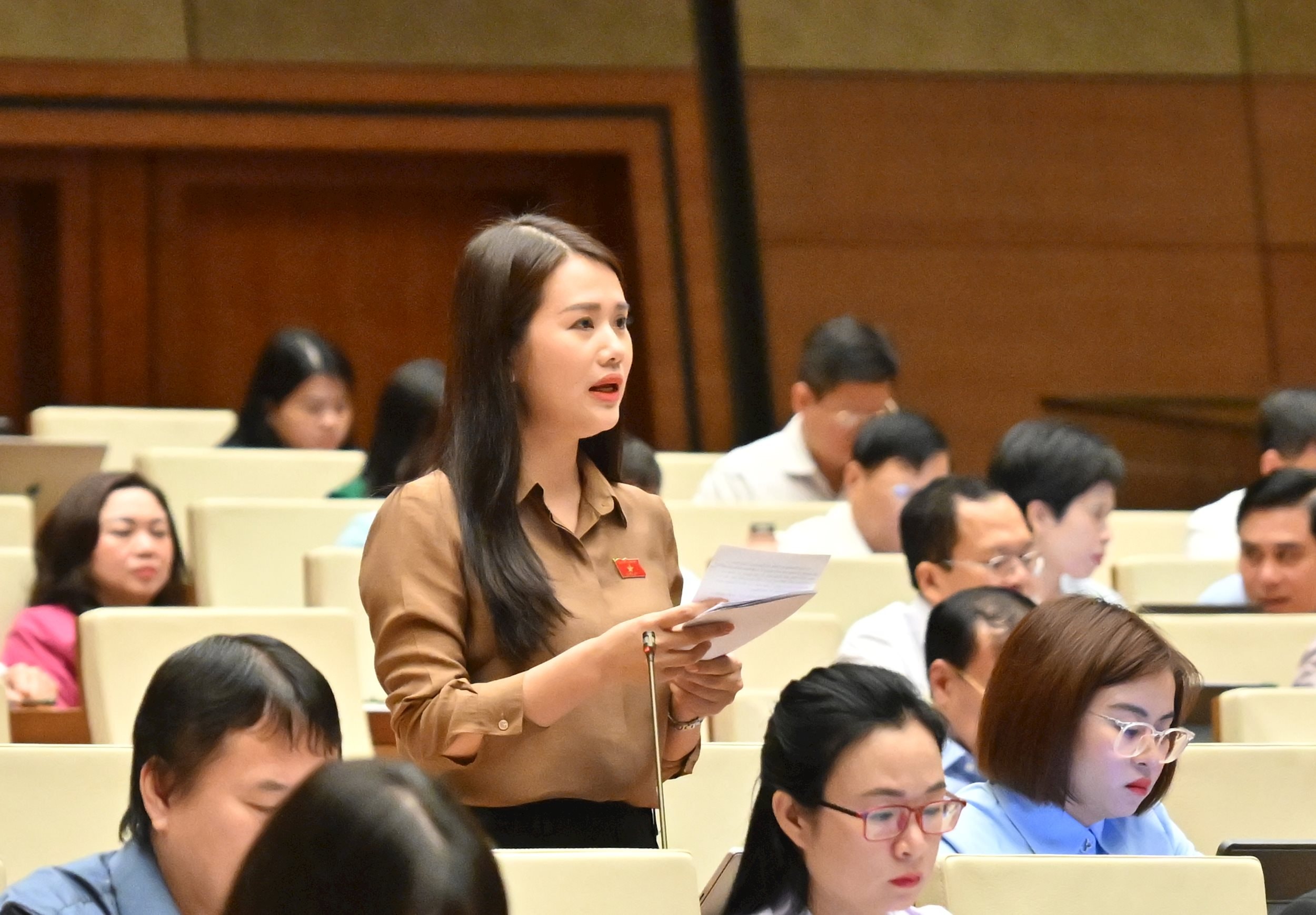 ĐBQH Vương Thị Hương (Tuyên Quang)