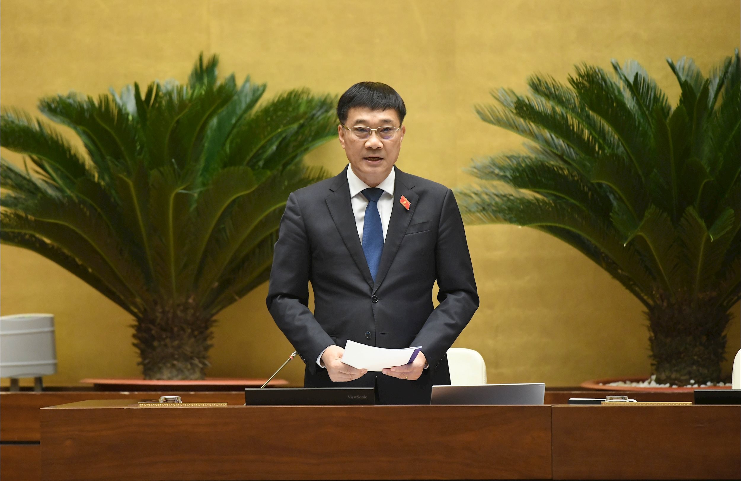 Phó chủ tịch QH Vũ Hồng Thanh điều hành