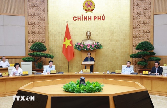 thu-tuong-pham-minh-chinh-chu-tri-hop-chinh-phu-de-danh-gia-viec-van-hanh-mo-hinh-chinh-quyen-dia-phuong-2-cap-8372987-2.jpg