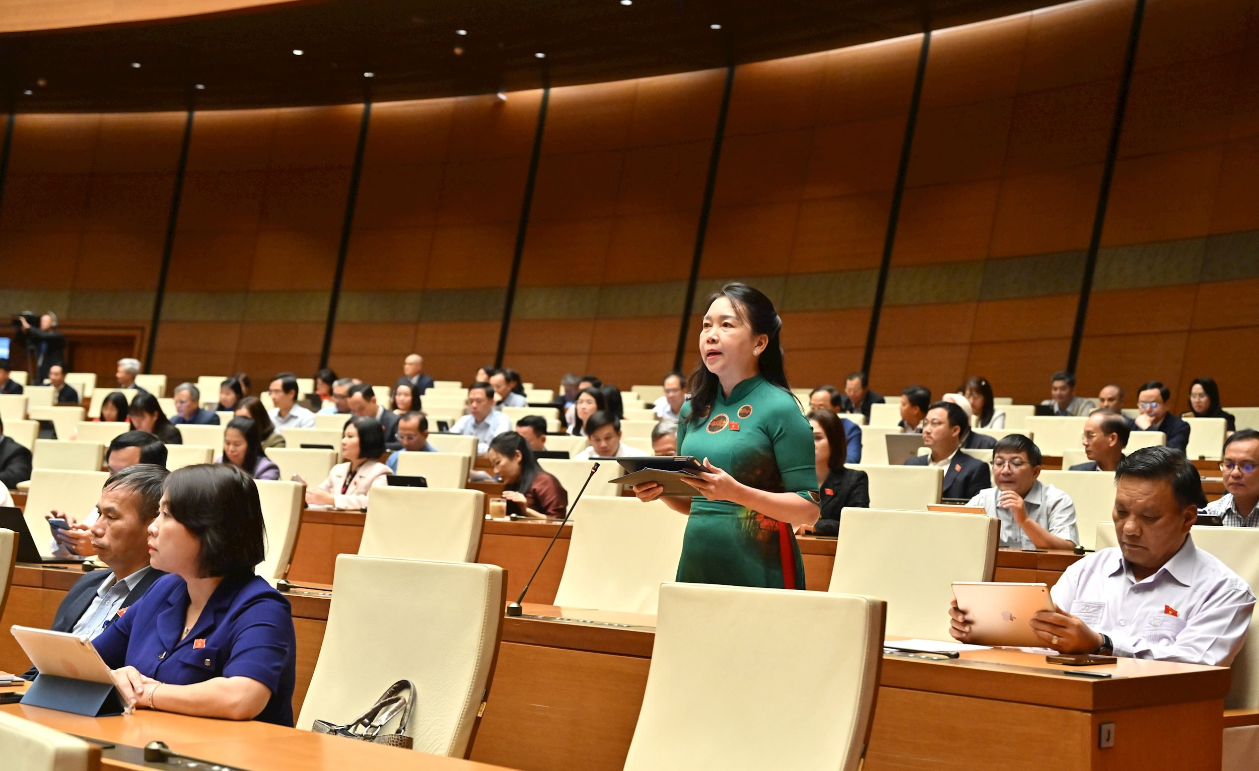 ĐBQH Lý Tiết Hạnh (Bình Định)VQK_4484