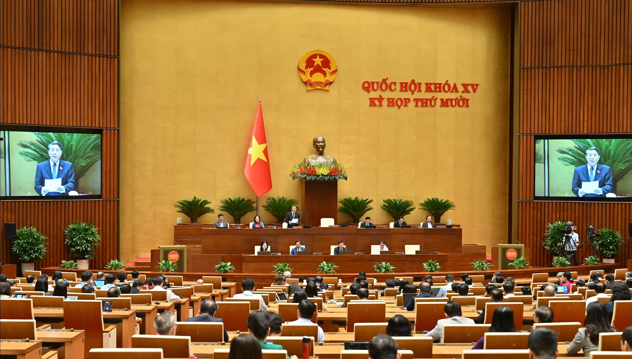 Phó Chủ tịch Quốc hội Nguyễn Đức Hải kết luận phiên họp