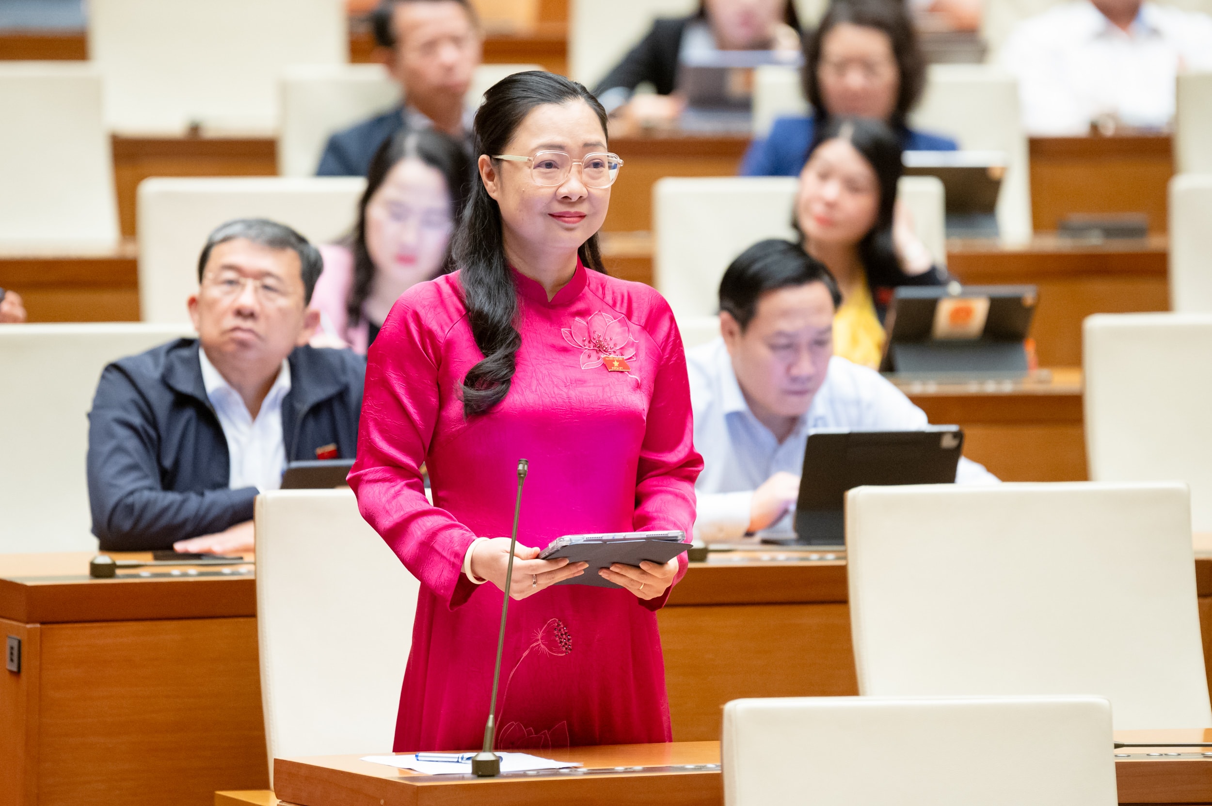 Delegada da Assembleia Nacional Nguyen Thi