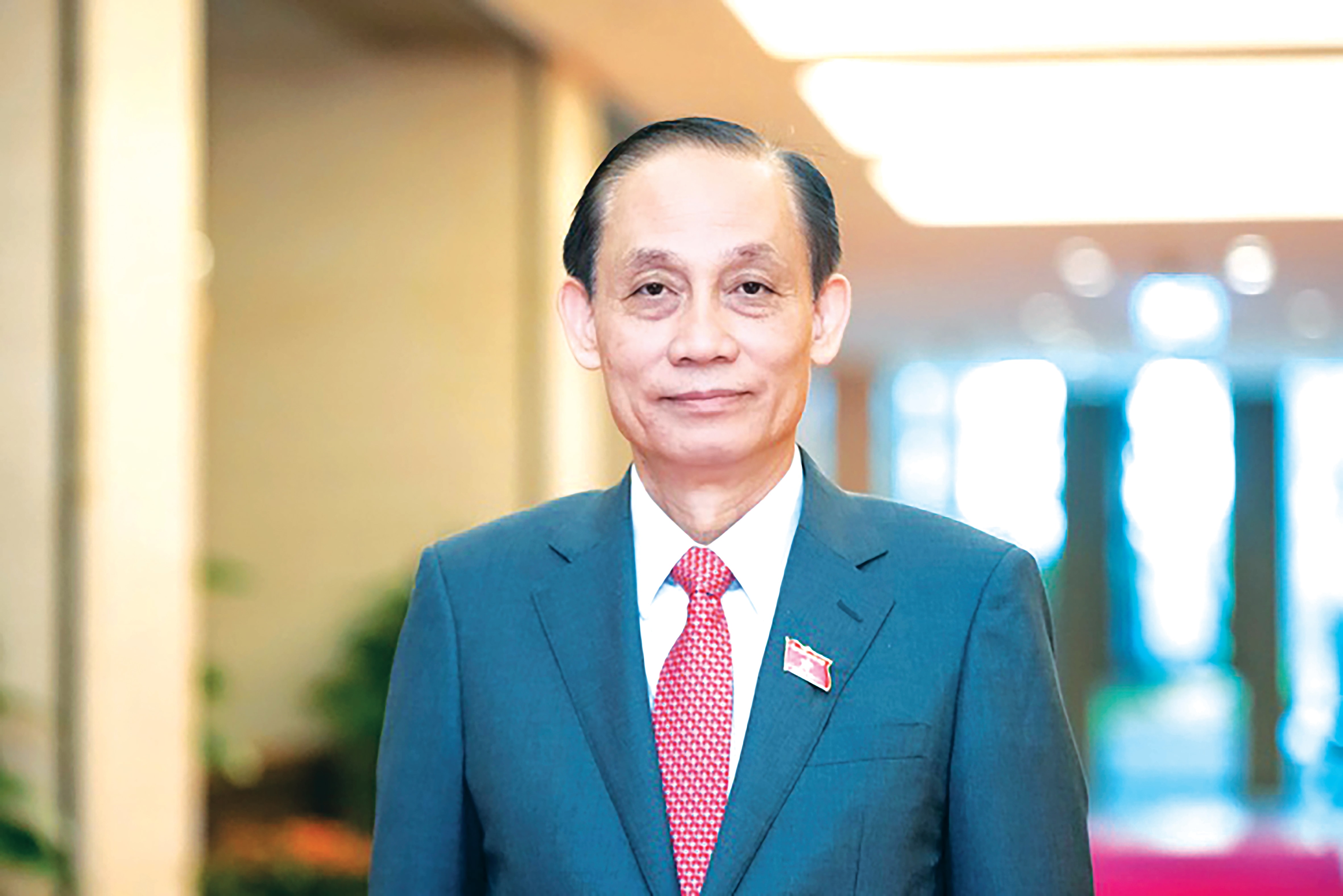 Setiausaha Jawatankuasa Pusat Parti, Menteri Luar Negeri Le Hoai Trung.