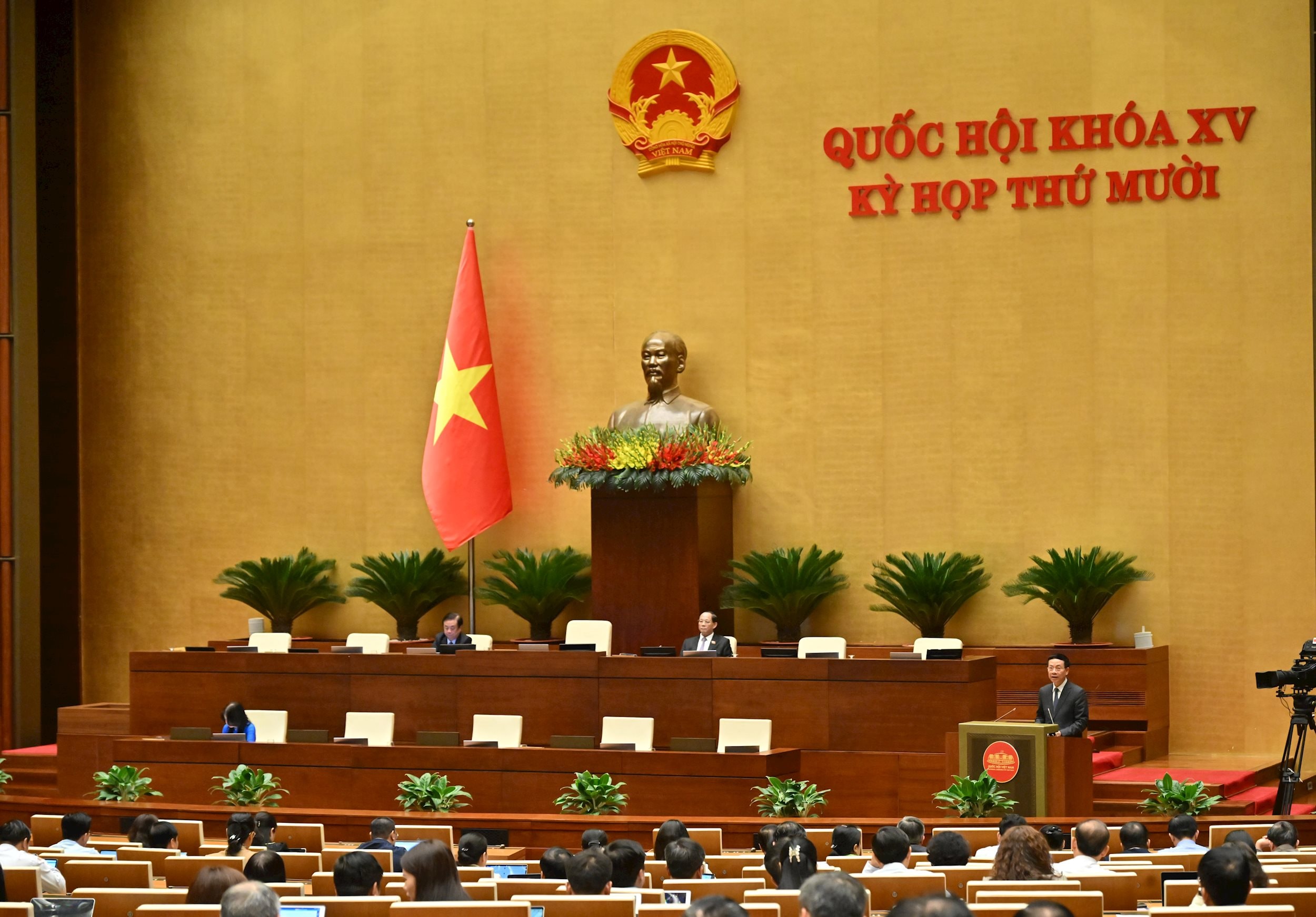 Bộ trưởng Bộ Khoa học và Công nghệ Nguyễn Mạnh HùngVQK_4781