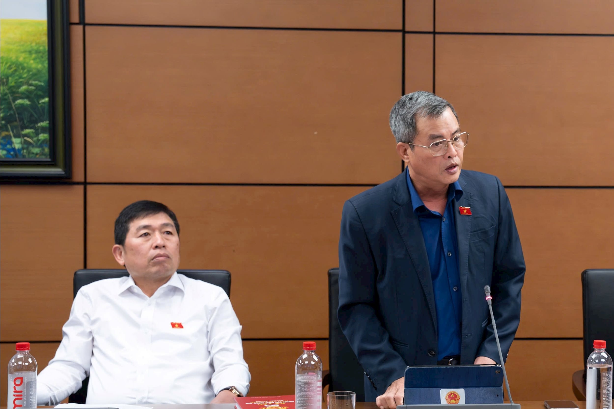 ĐBQH Nguyễn Hải Hưng (Hải Phòng) phát biểu thảo luận tại tổ 