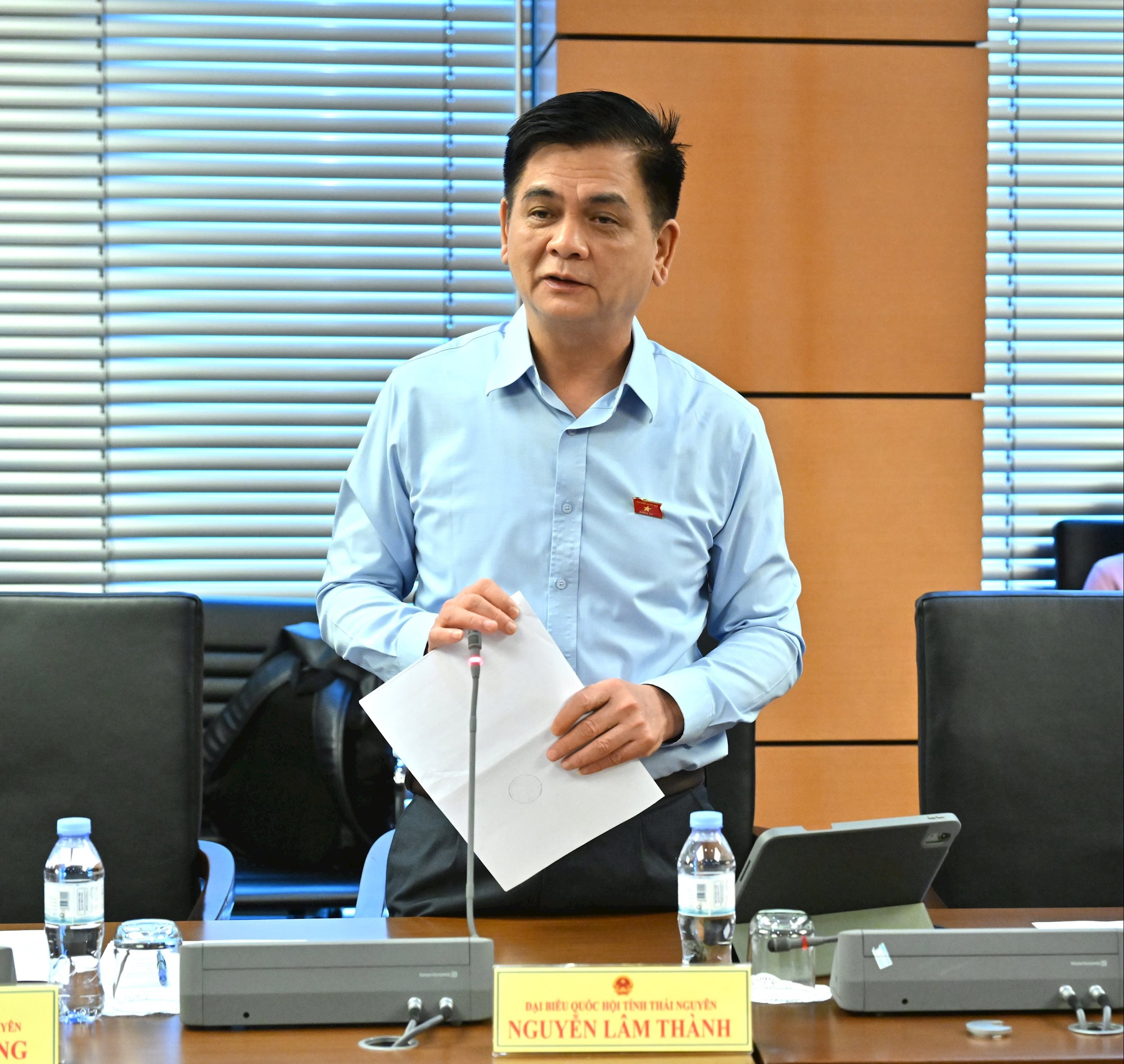 ĐBQH Nguyễn Lâm Thành (Thái Nguyên)VQK_4890