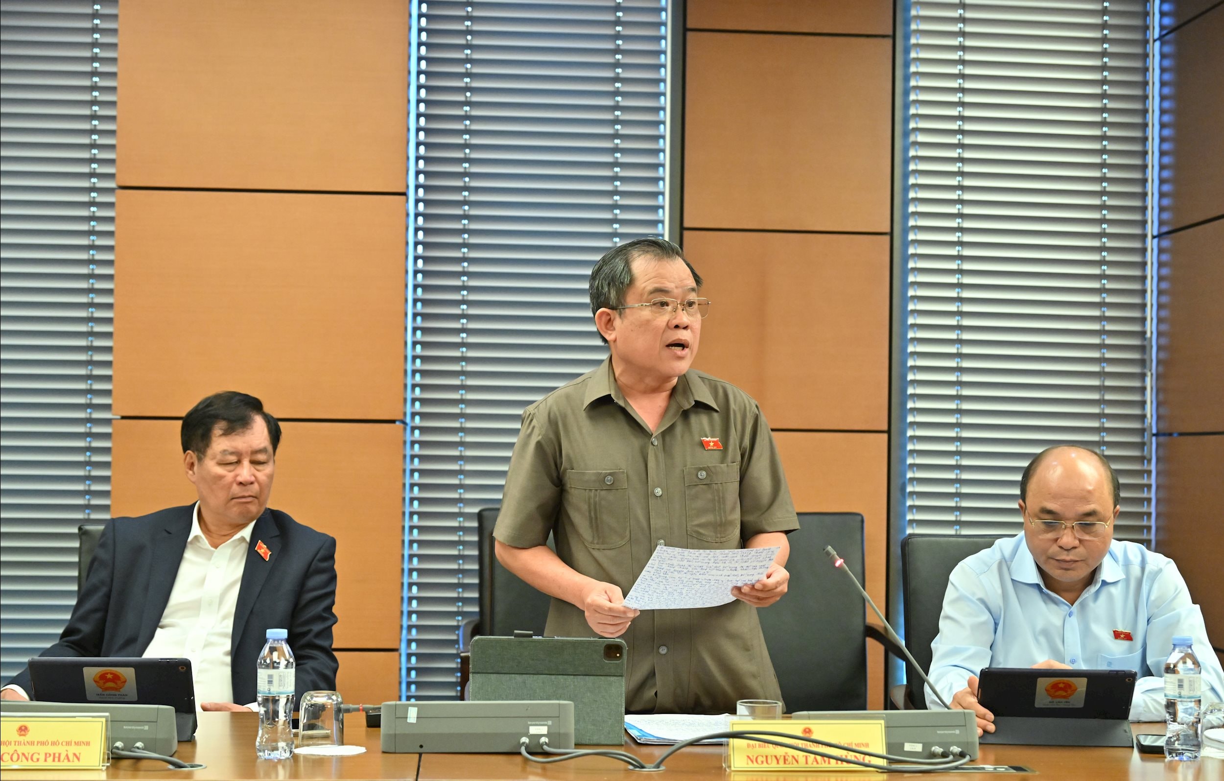 ĐBQH Nguyễn Tâm Hùng (TP Hồ Chí Minh)