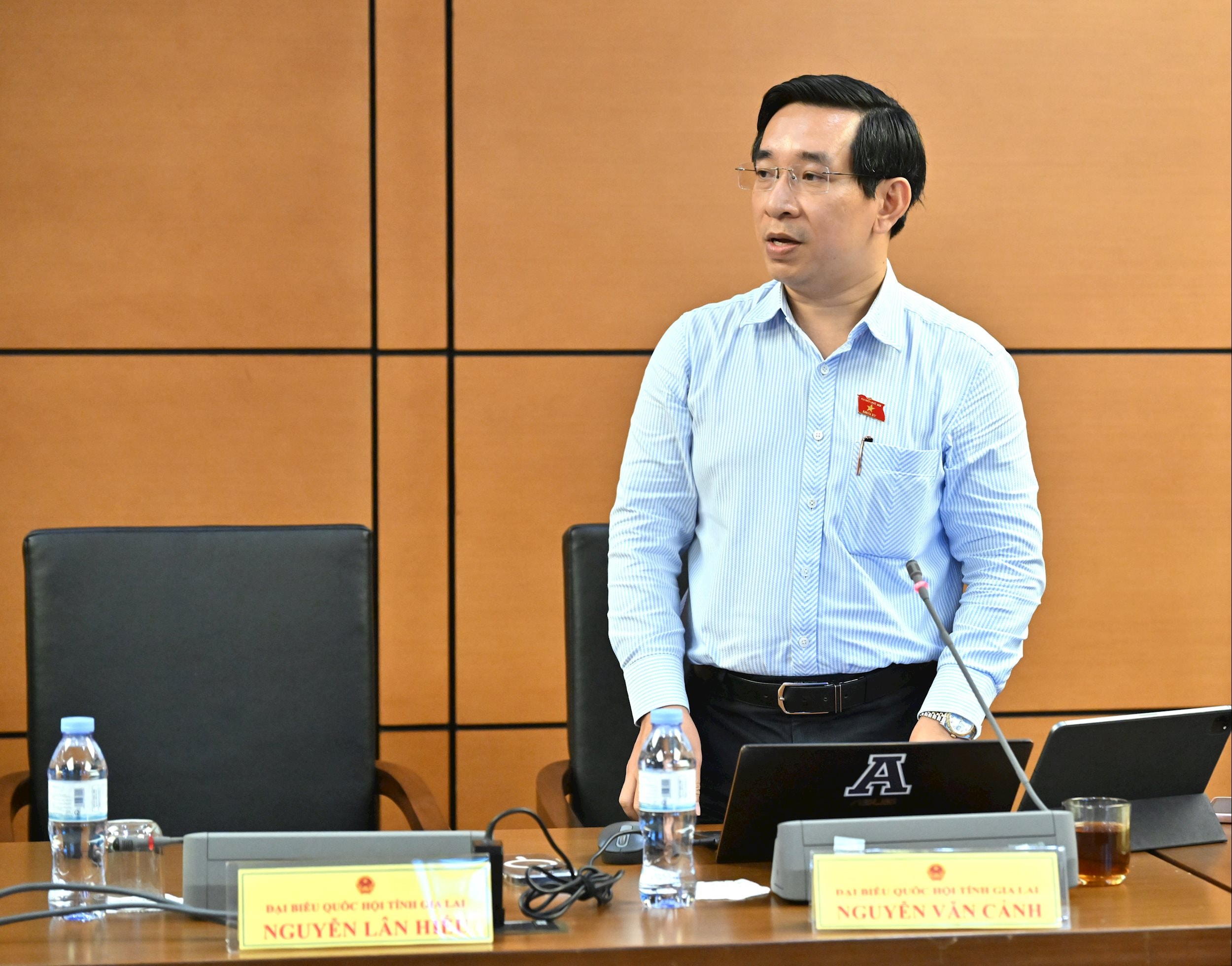 ĐBQH Nguyễn Văn Cảnh (Bình Đình)VQK_5036