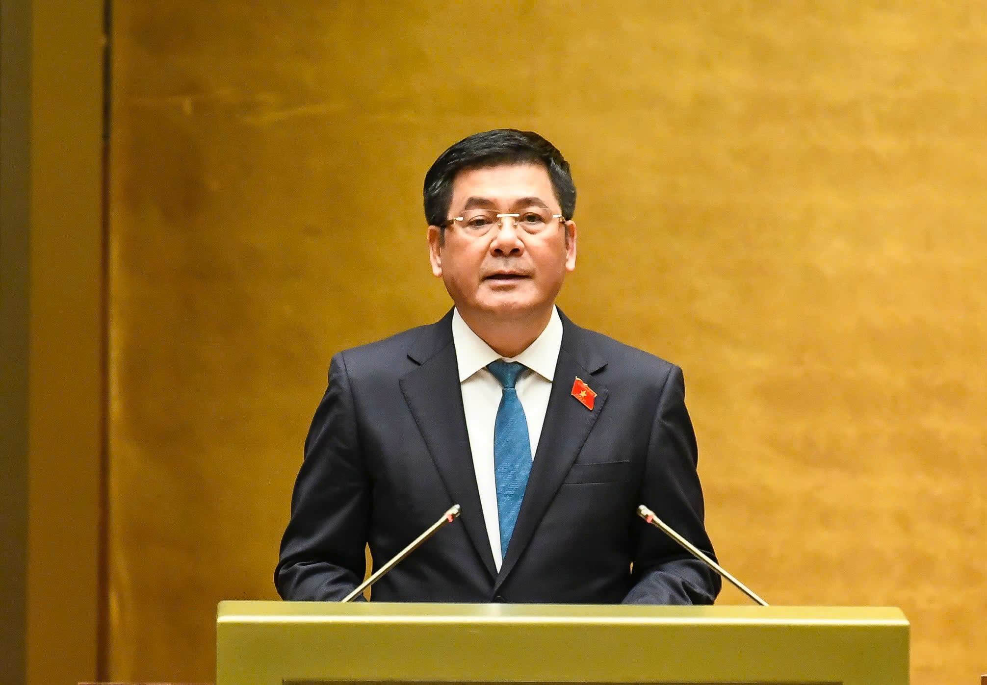 Bộ trưởng Bộ Công thương Nguyễn Hồng Diên