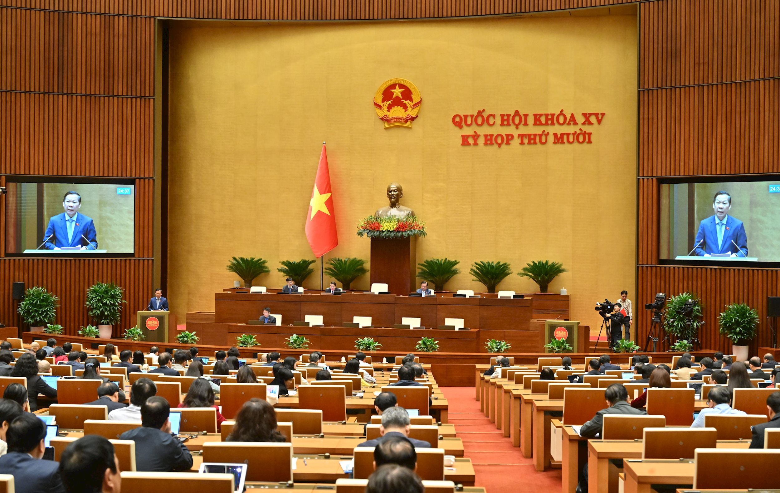 Chủ nhiệm Ủy ban Kinh tế và Tài chính Phan Văn MãiVQK_5178