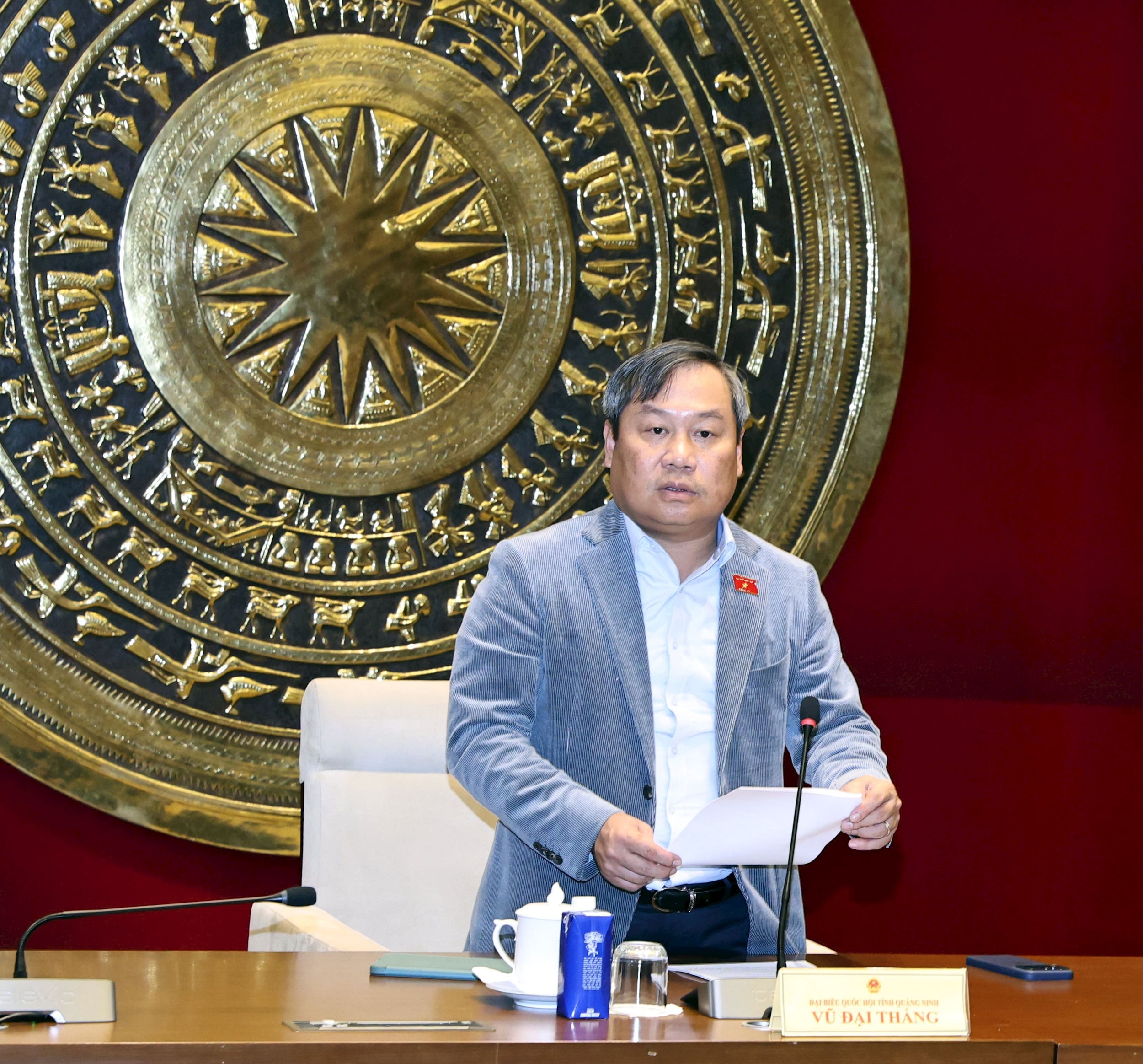 Bí thư Tỉnh Ủy, Trưởng Đoàn ĐBQH tỉnh Quảng Ninh, Tổ trưởng Tổ 14 Vũ Đại Thắng phát biểu
