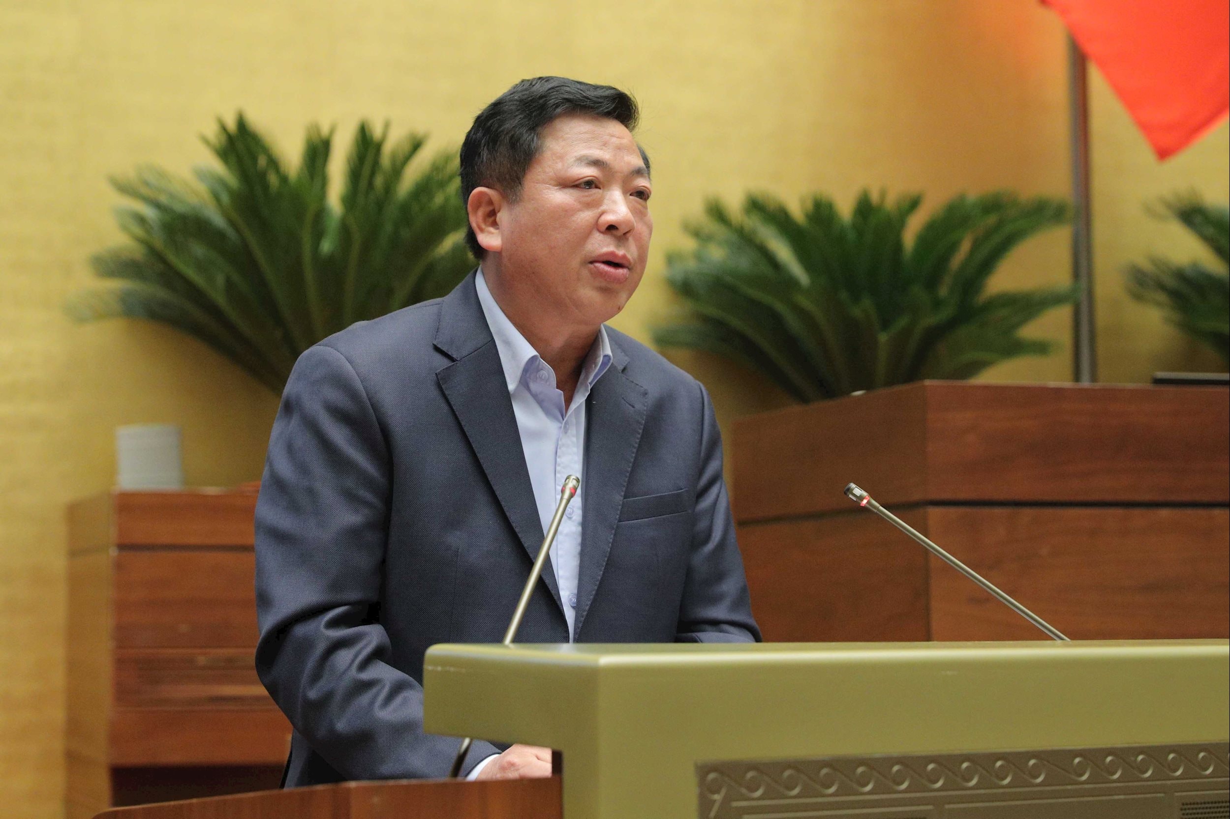 Bộ trưởng Bộ Xây dựng Trần Hồng Minh