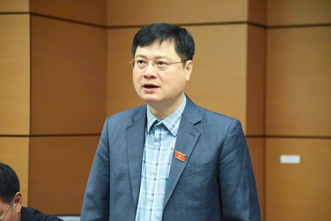 국회의원 Cam Ha Chung (Phu Tho) (2)