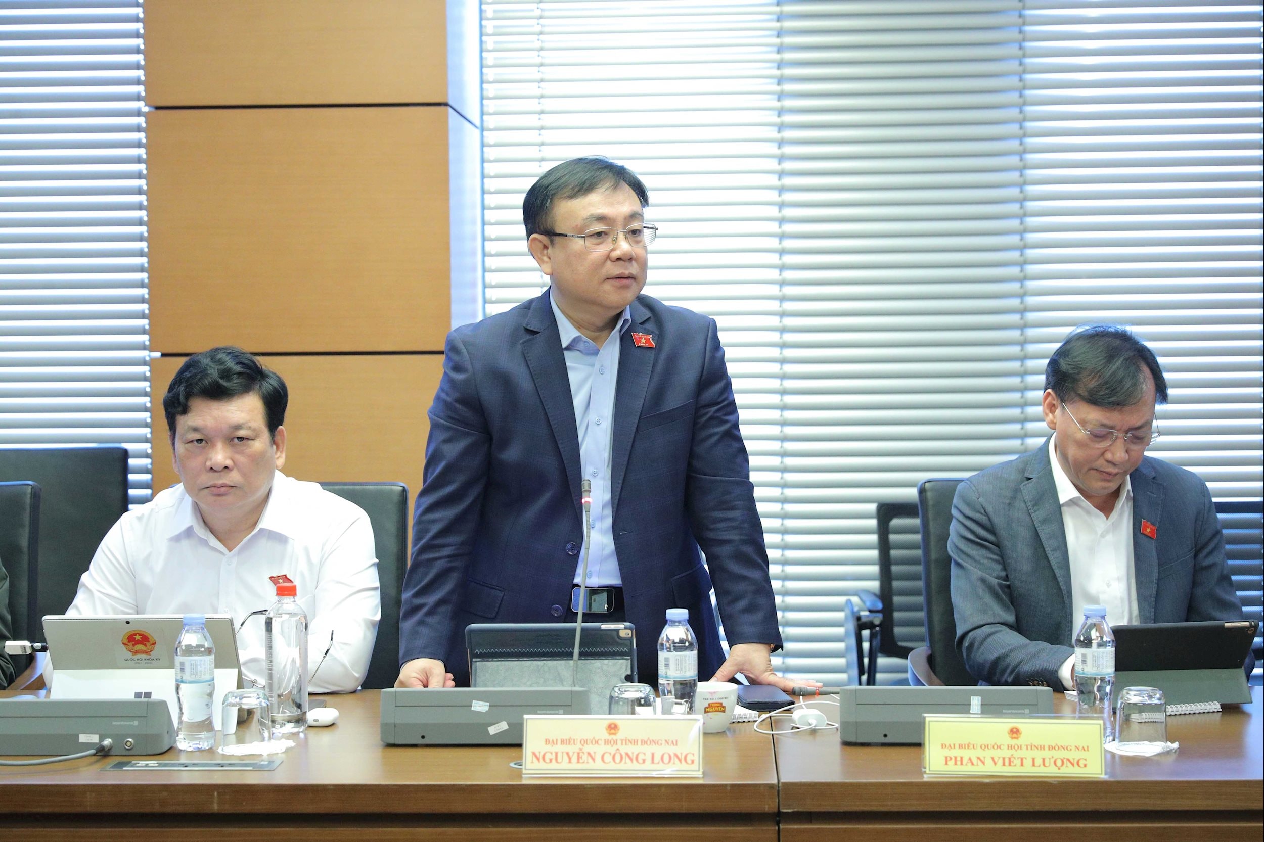 តំណាងរដ្ឋសភា Nguyen Cong Long (Dong Nai)