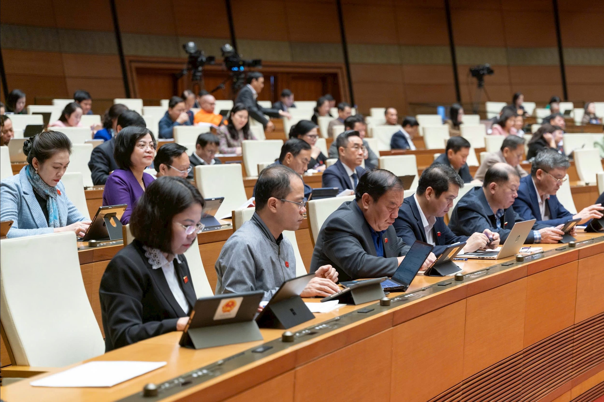 Delegáti účastnící se schůze. Foto: Ho Long