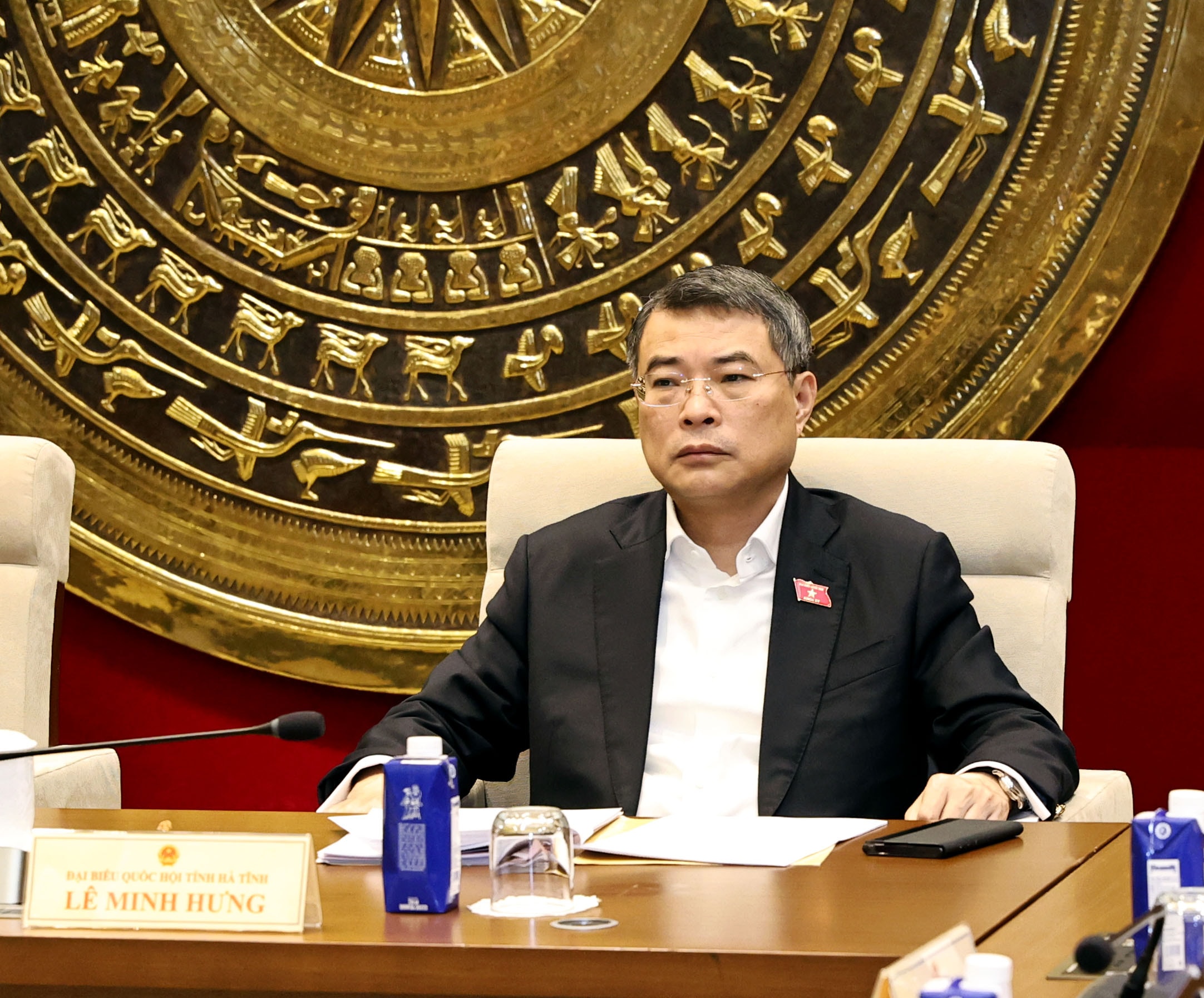 Ủy viên Bộ Chính trị, Bí thư Trung ương Đảng, Trưởng Ban Tổ chức Trung ương Lê Minh Hưng tham dự họp Tổ 14